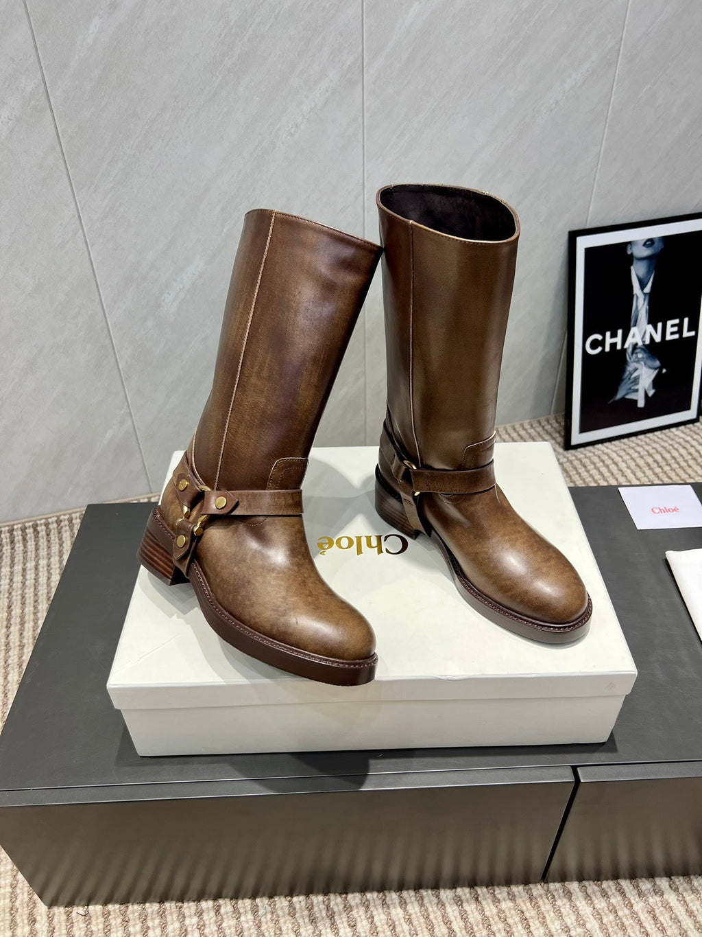 CHLOÉ 26S KNEE-HIGH BOOTS IN EARTH BROWN CALFSKIN