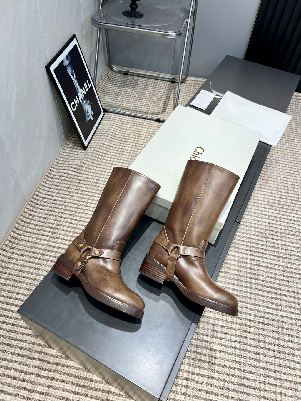 CHLOÉ 26S KNEE-HIGH BOOTS IN EARTH BROWN CALFSKIN