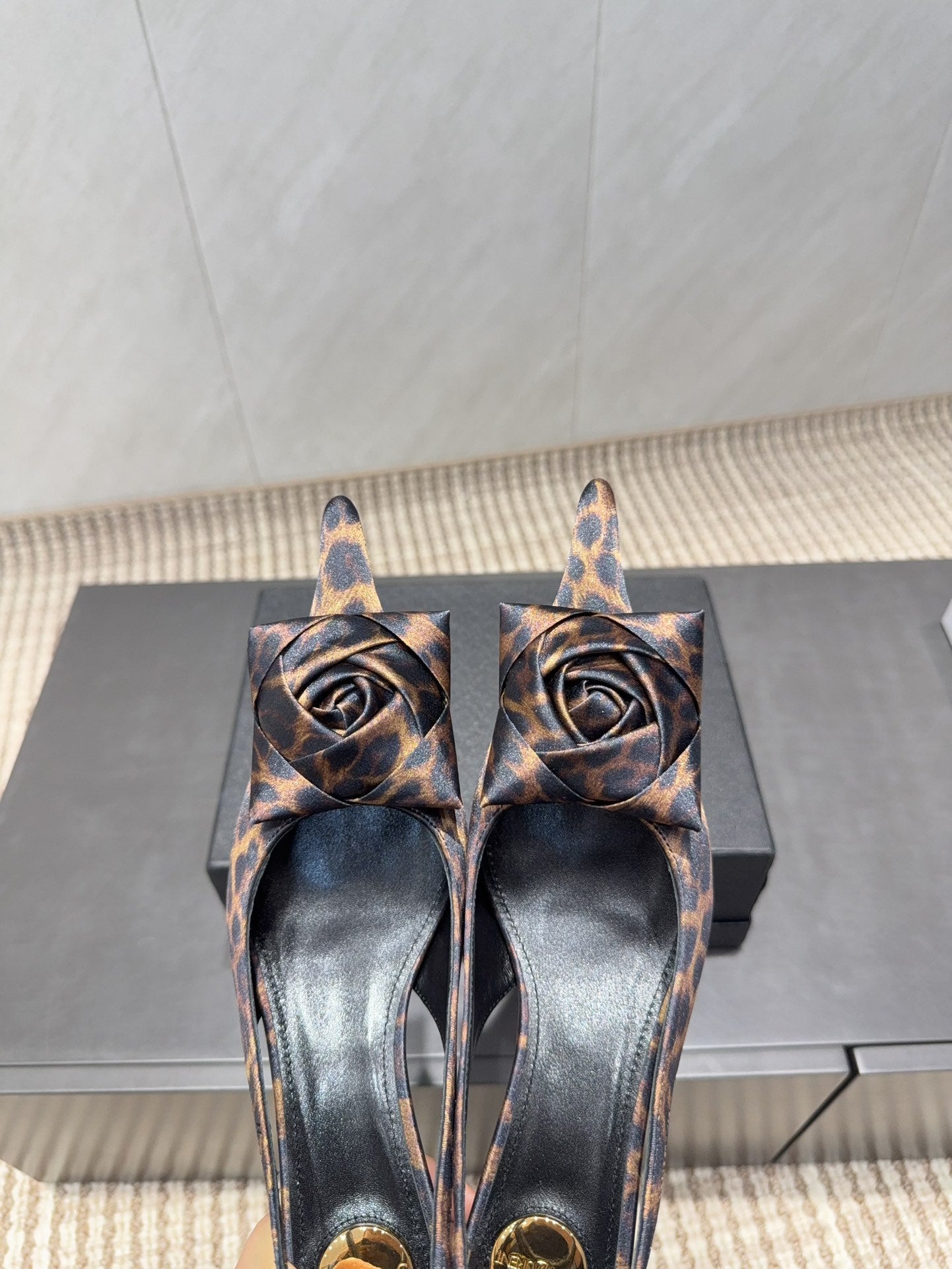 YSL 26S HEELED SLINGBACKS 50 MM IN LEOPARD PRINT FABRIC