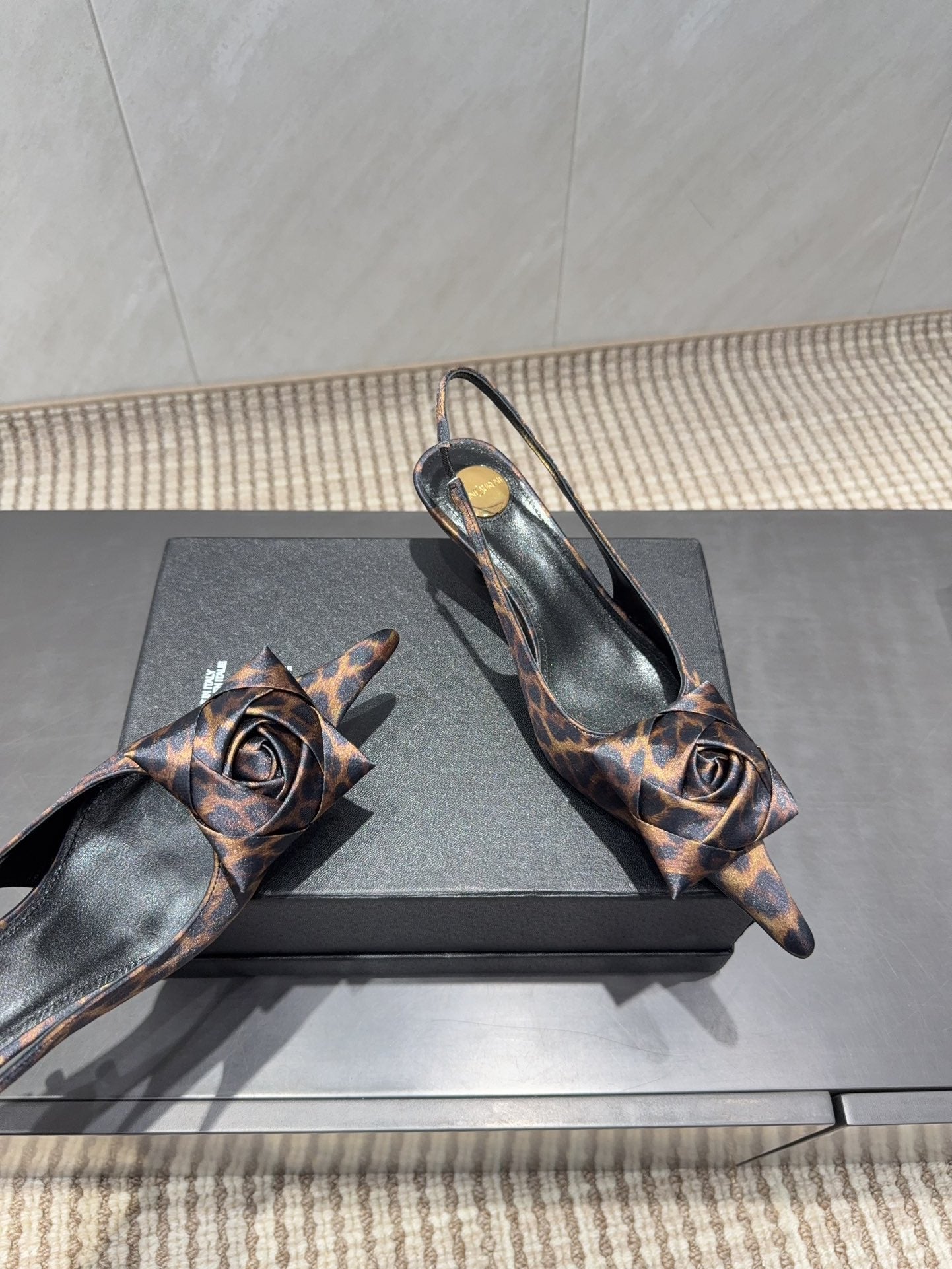 YSL 26S HEELED SLINGBACKS 50 MM IN LEOPARD PRINT FABRIC