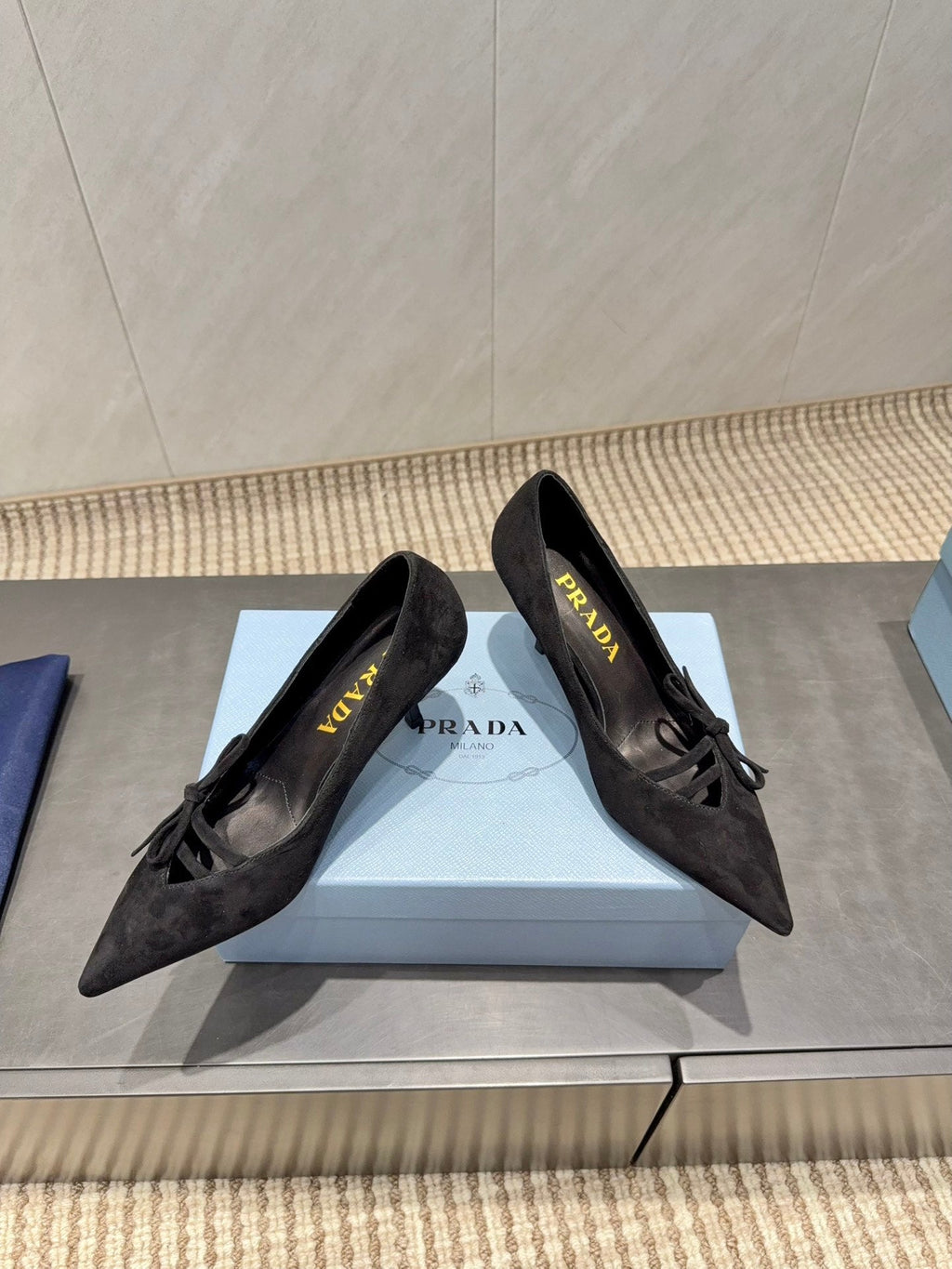 PRADA 26S POINTED TOE HEELS 75MM IN BLACK SUEDE WITH BOW