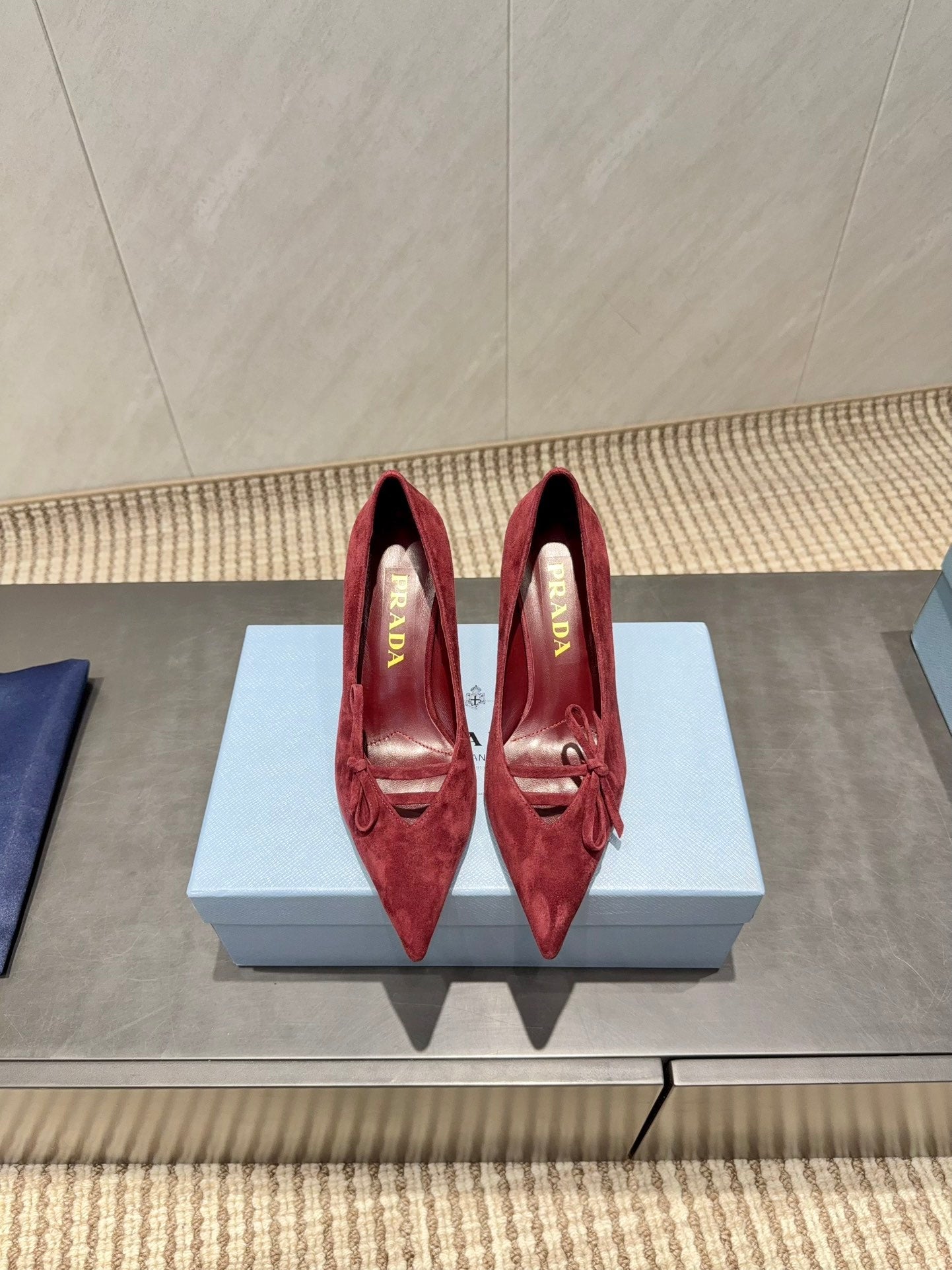 PRADA 26S POINTED TOE HEELS 75MM IN BURGUNDY RED SUEDE WITH BOW