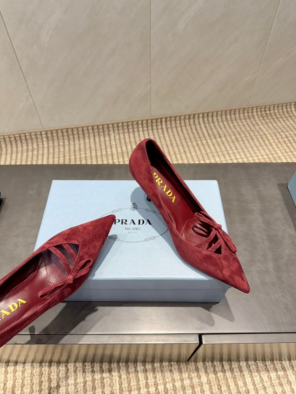 PRADA 26S POINTED TOE HEELS 75MM IN BURGUNDY RED SUEDE WITH BOW