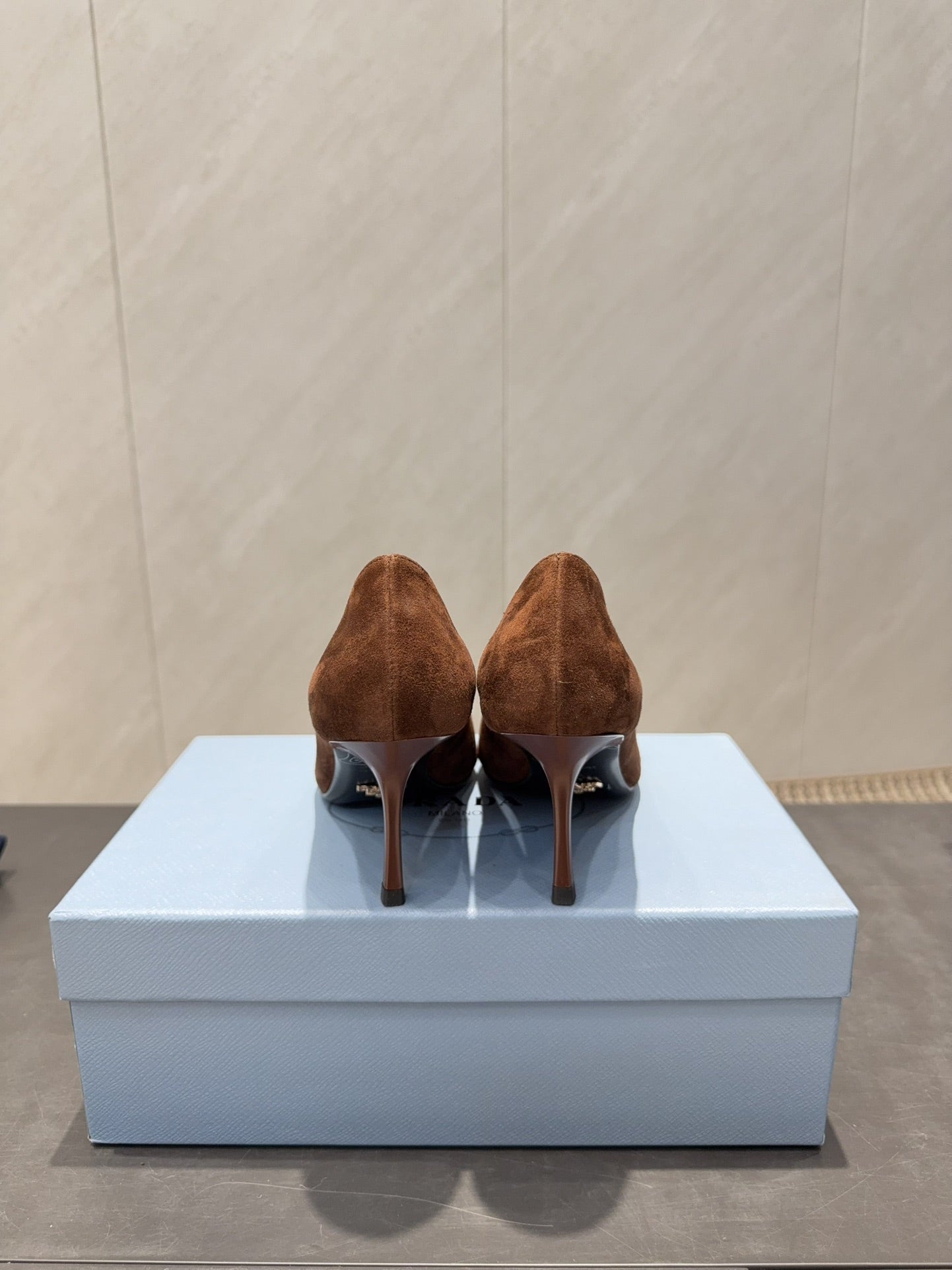 PRADA 26S POINTED TOE HEELS 75MM IN DARK BROWN SUEDE WITH BOW