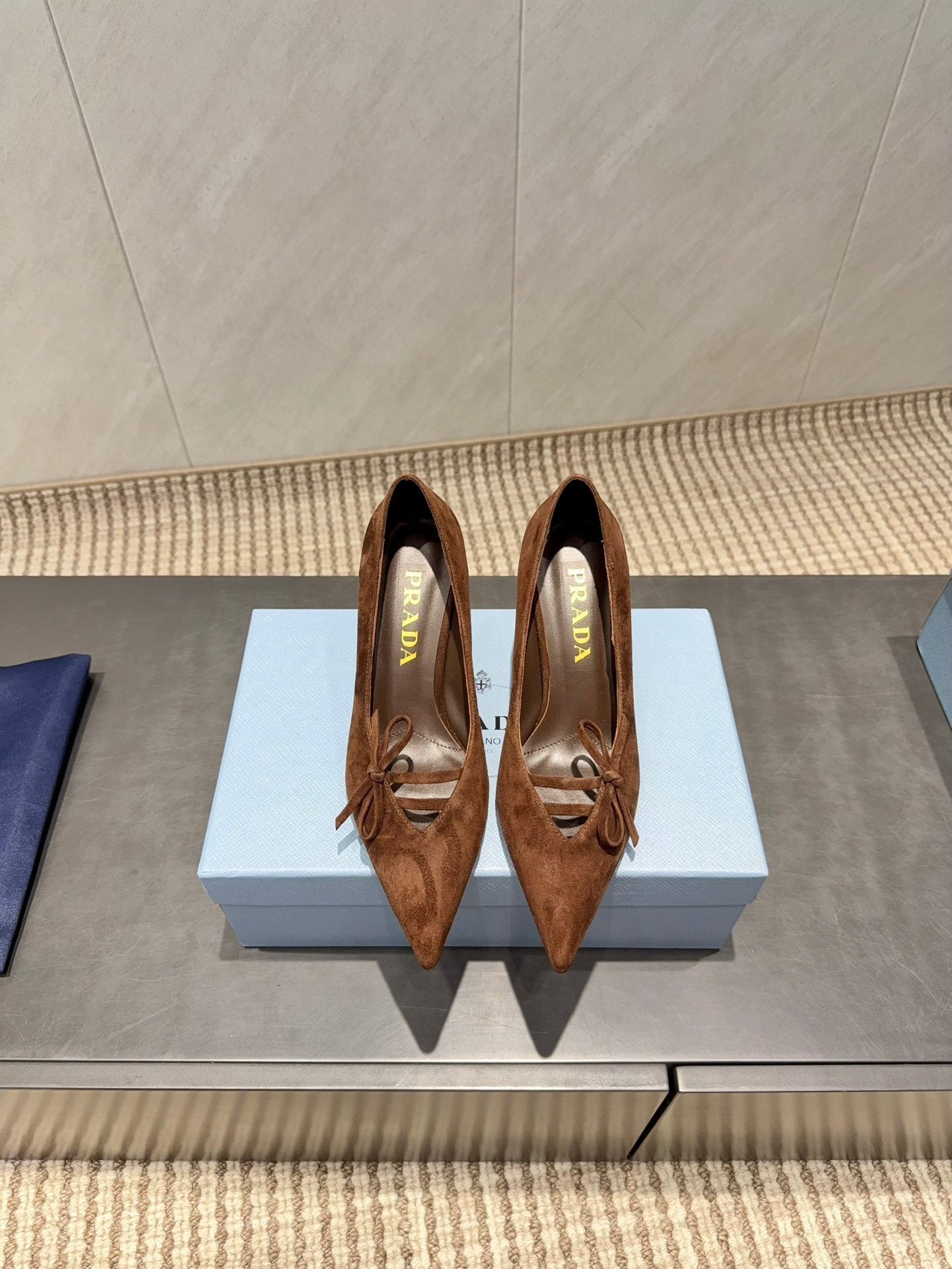 PRADA 26S POINTED TOE HEELS 75MM IN DARK BROWN SUEDE WITH BOW