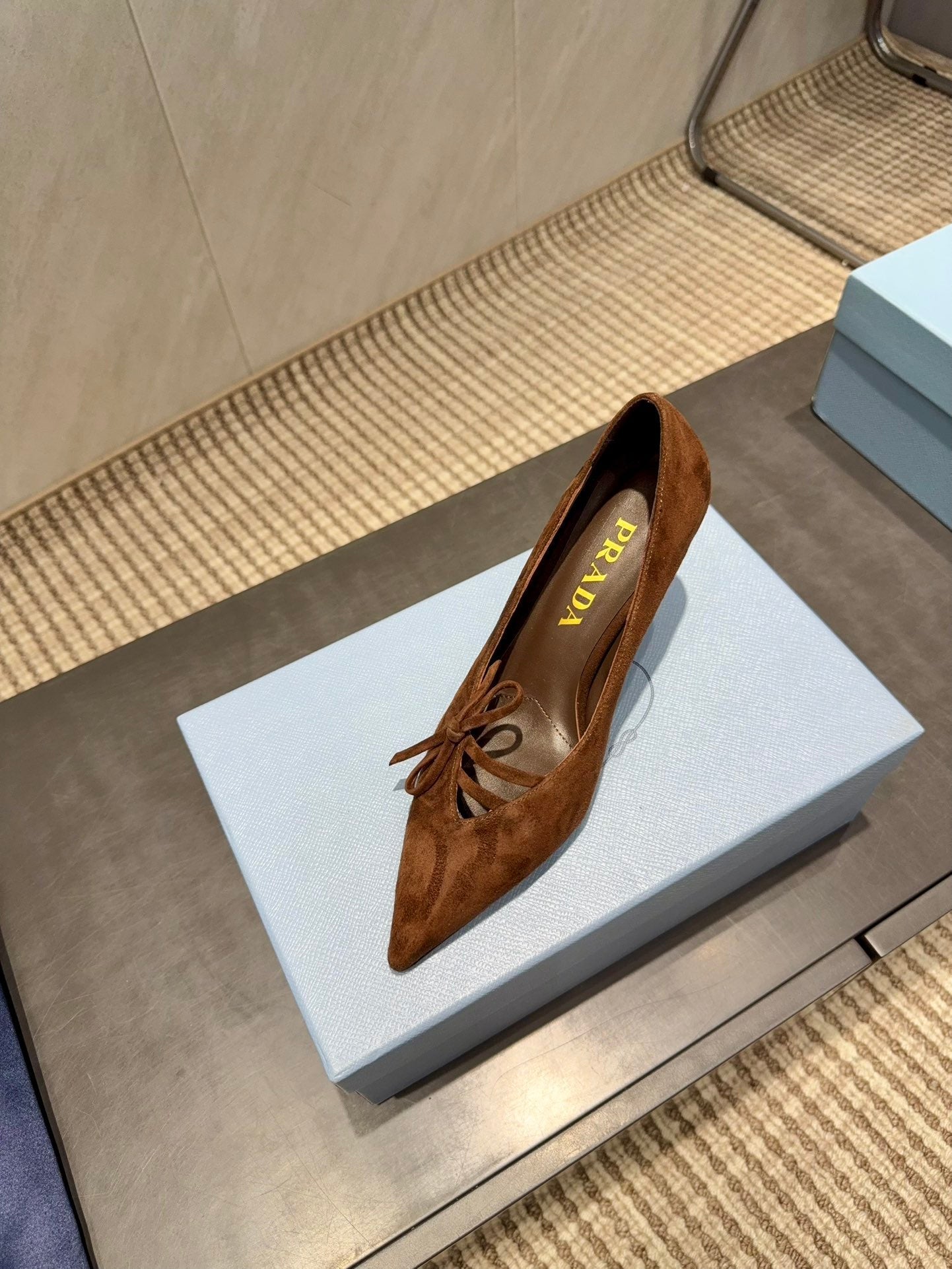 PRADA 26S POINTED TOE HEELS 75MM IN DARK BROWN SUEDE WITH BOW