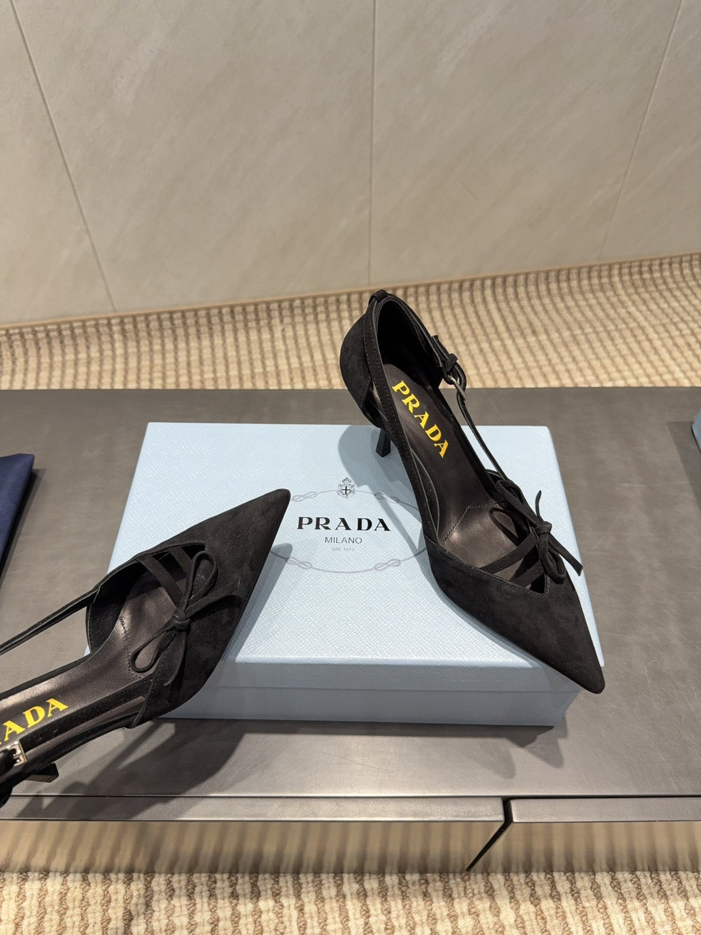 PRADA 26S POINTED TOE CUT OUT HIGH HEELS 75MM IN BLACK SUEDE WITH BOW