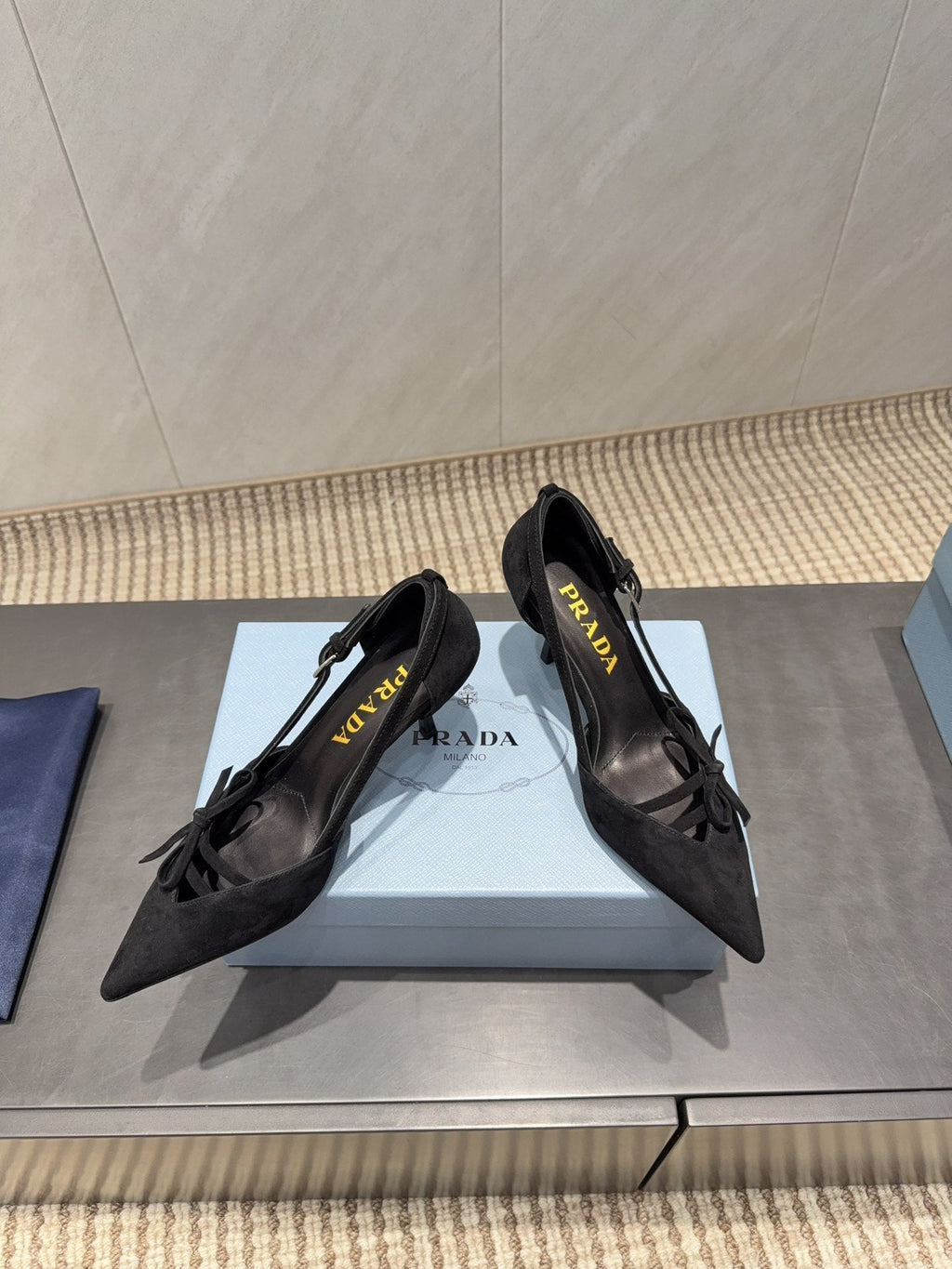 PRADA 26S POINTED TOE CUT OUT HIGH HEELS 75MM IN BLACK SUEDE WITH BOW