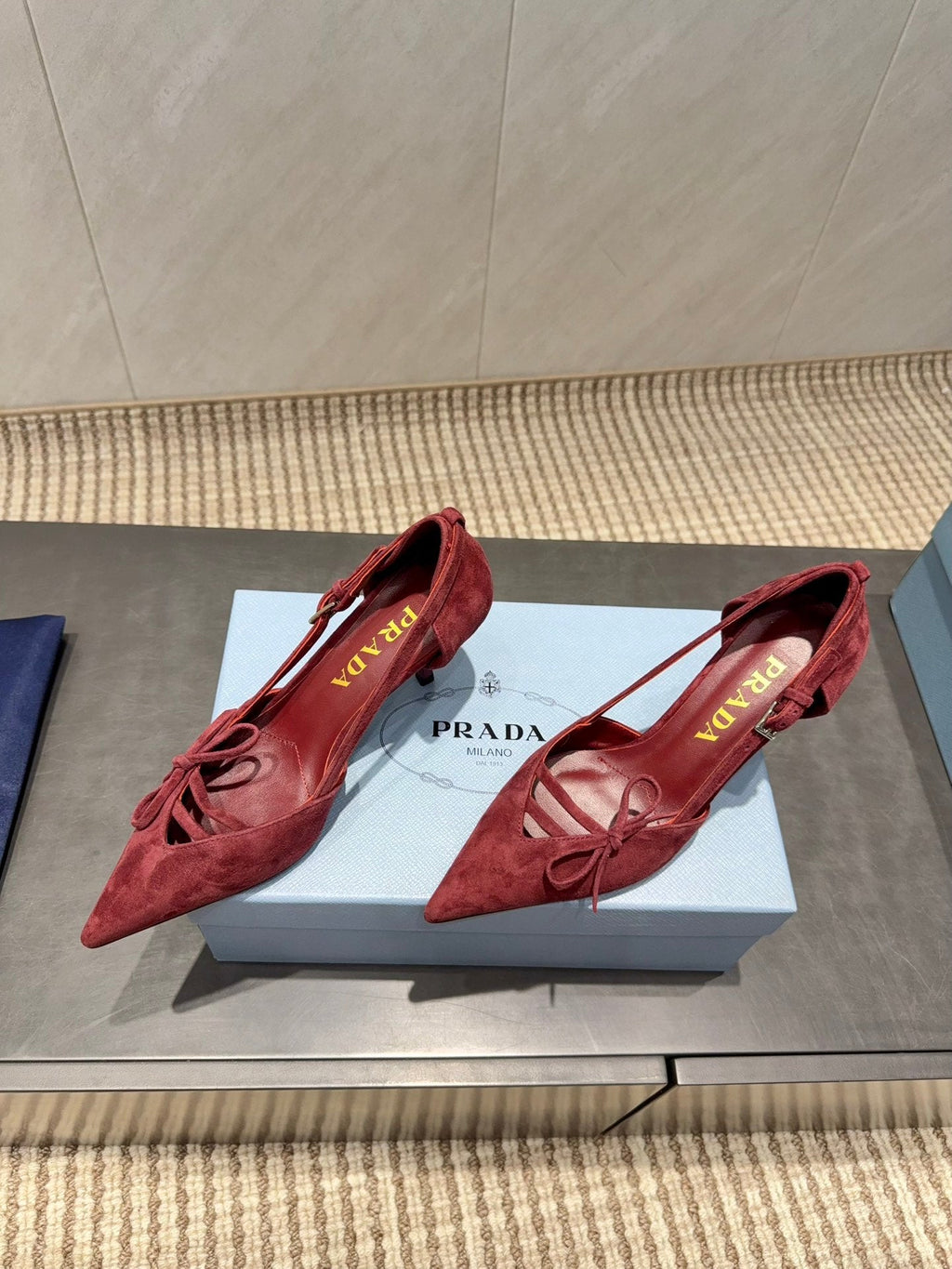 PRADA 26S POINTED TOE CUT OUT HIGH HEELS 75MM IN BURGUNDY RED SUEDE WITH BOW
