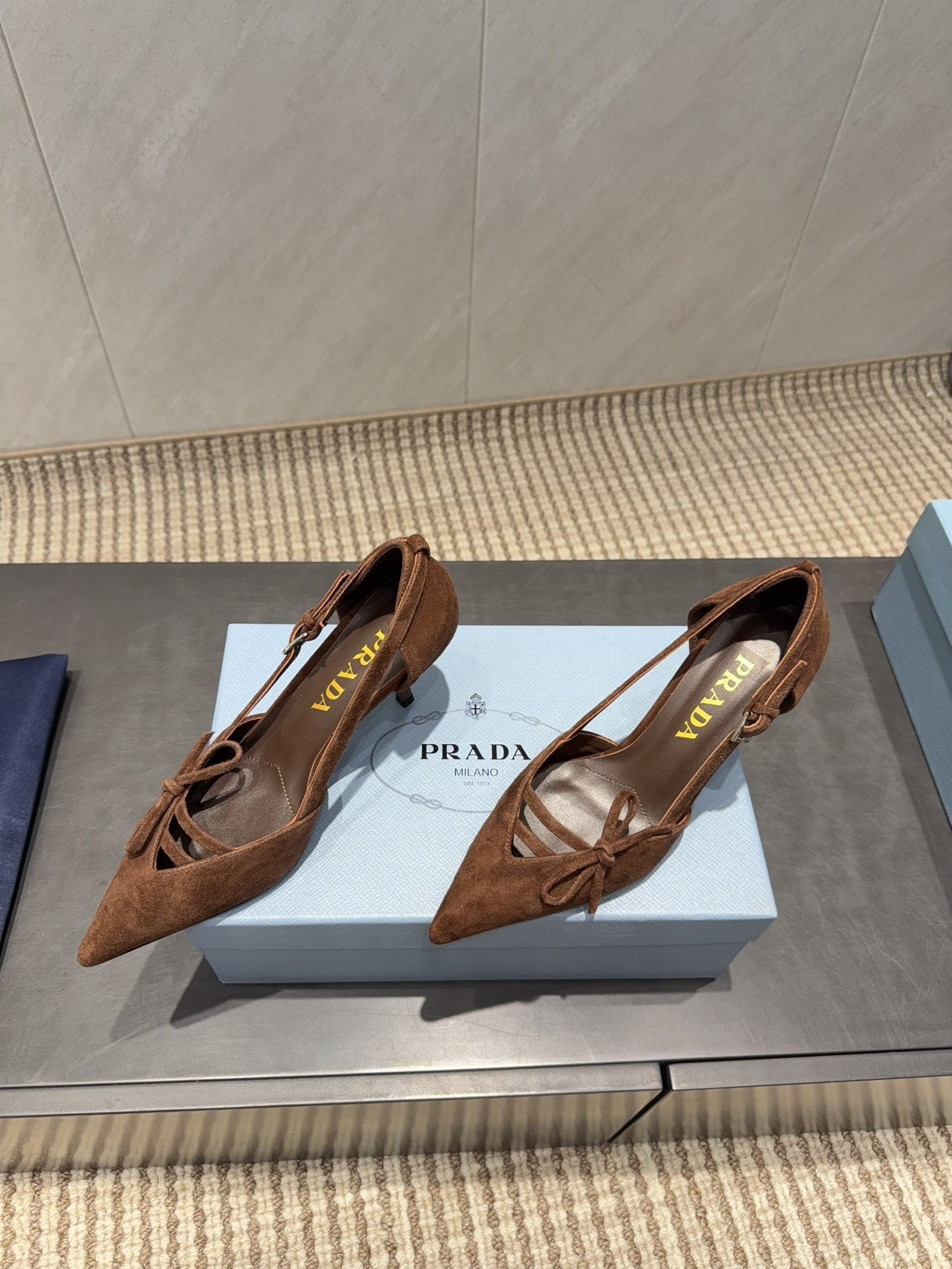 PRADA 26S POINTED TOE CUT OUT HIGH HEELS 75MM IN DARK BROWN SUEDE WITH BOW