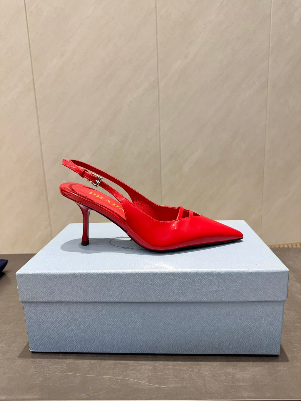 PRADA 26S POINTED TOE SLINGBACK HIGH HEELS 75MM IN BRIGHT RED CALFSKIN