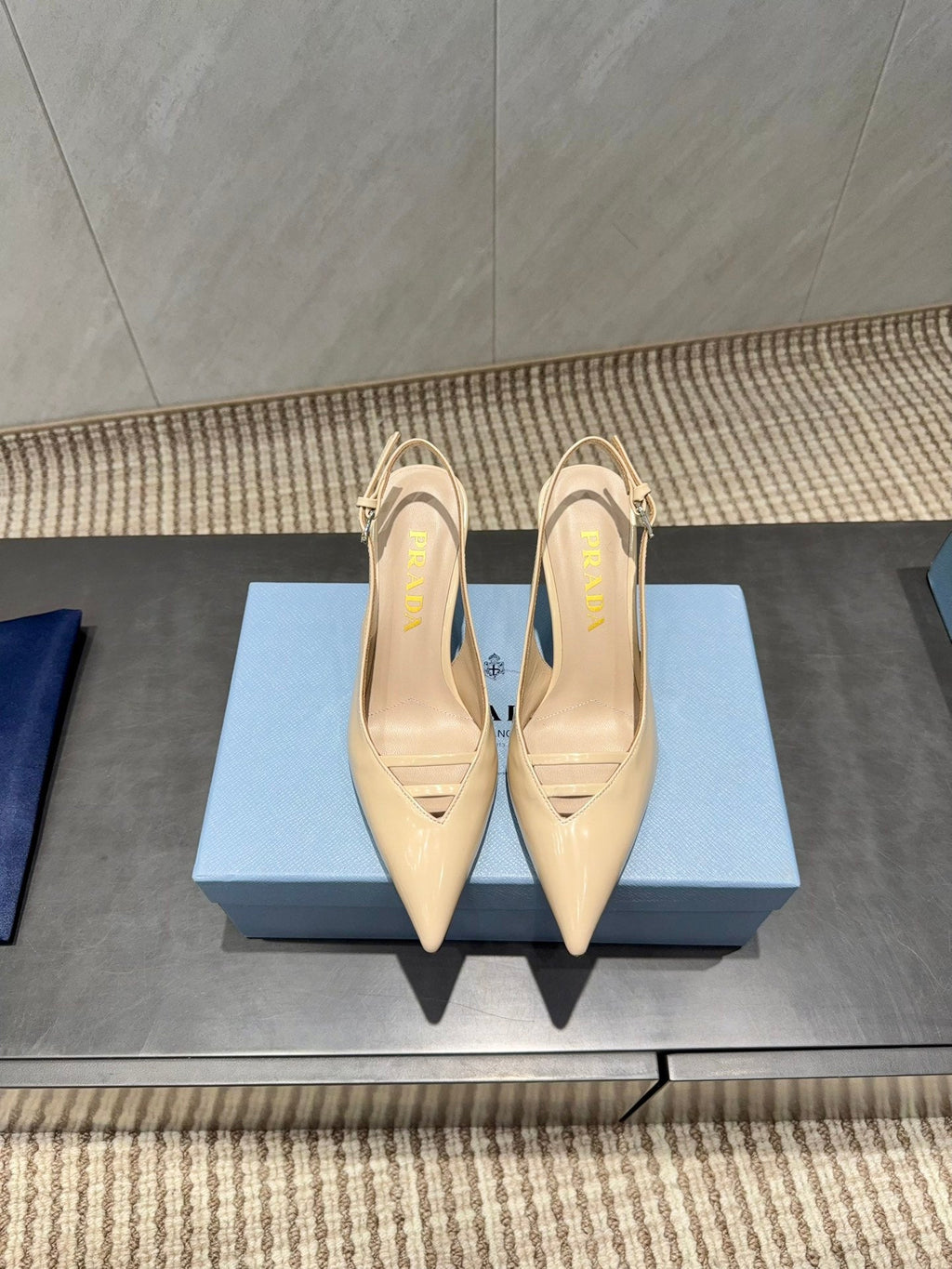 PRADA 26S POINTED TOE SLINGBACK HIGH HEELS 75MM IN BEIGE CALFSKIN