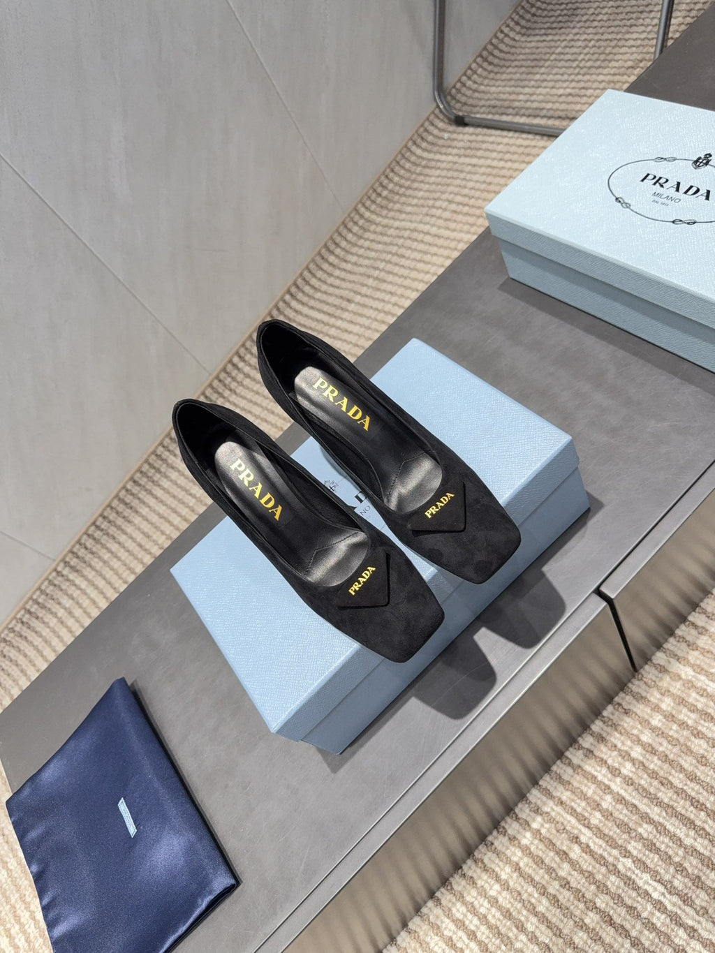 PRADA 26S SQUARE TOE HIGH HEELS 85MM IN BLACK SUEDE WITH LOGO