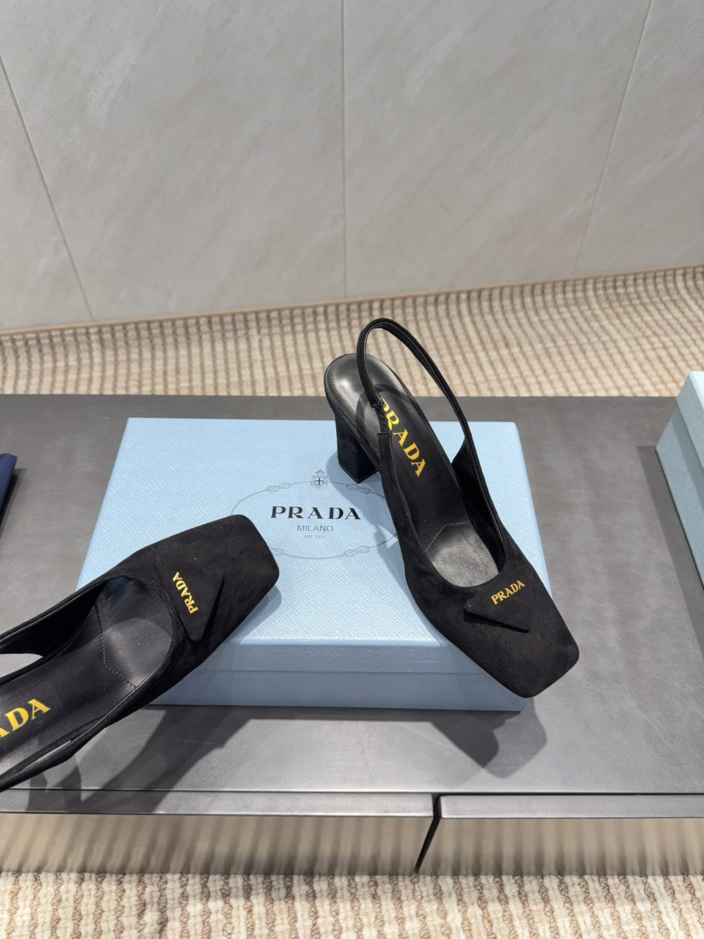 PRADA 26S LOW HEEL SQUARE TOE SLINGBACK SHOES 85MM IN BLACK SUEDE WITH LOGO