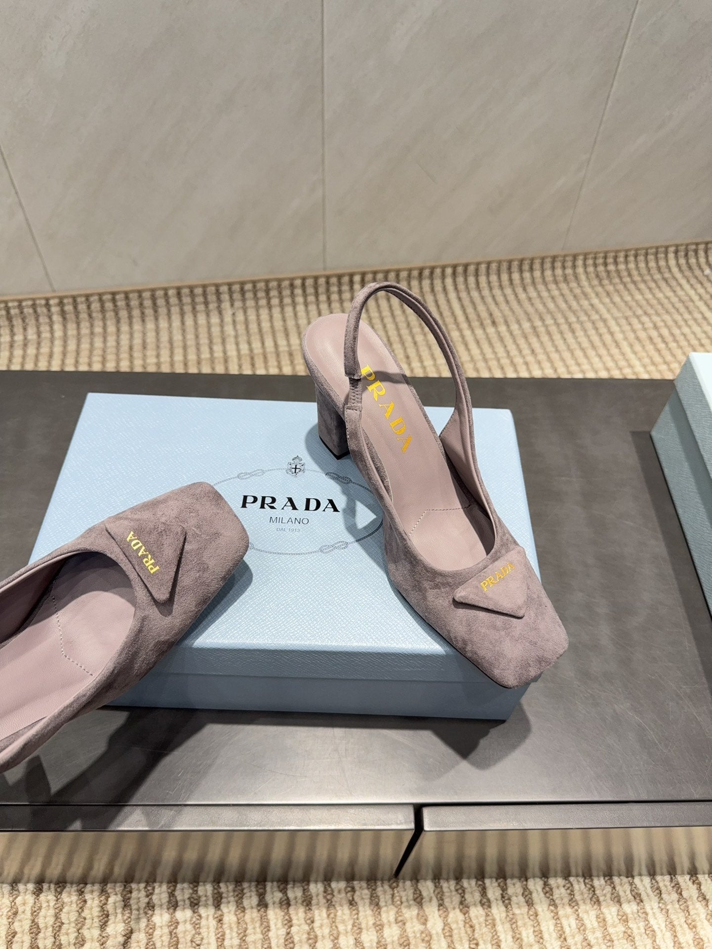 PRADA 26S LOW HEEL SQUARE TOE SLINGBACK SHOES 85MM IN TAUPE BROWN SUEDE WITH LOGO