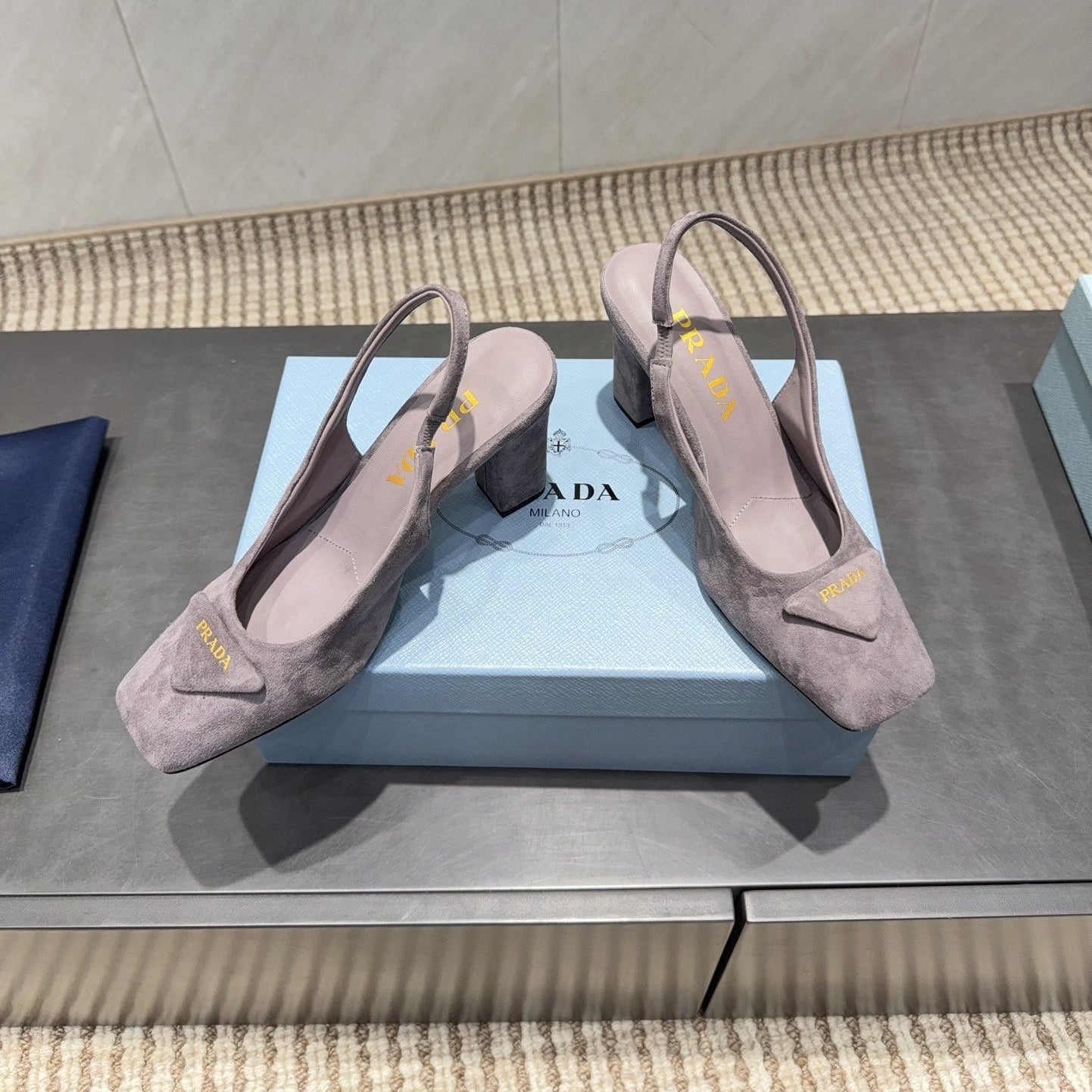PRADA 26S LOW HEEL SQUARE TOE SLINGBACK SHOES 85MM IN TAUPE BROWN SUEDE WITH LOGO