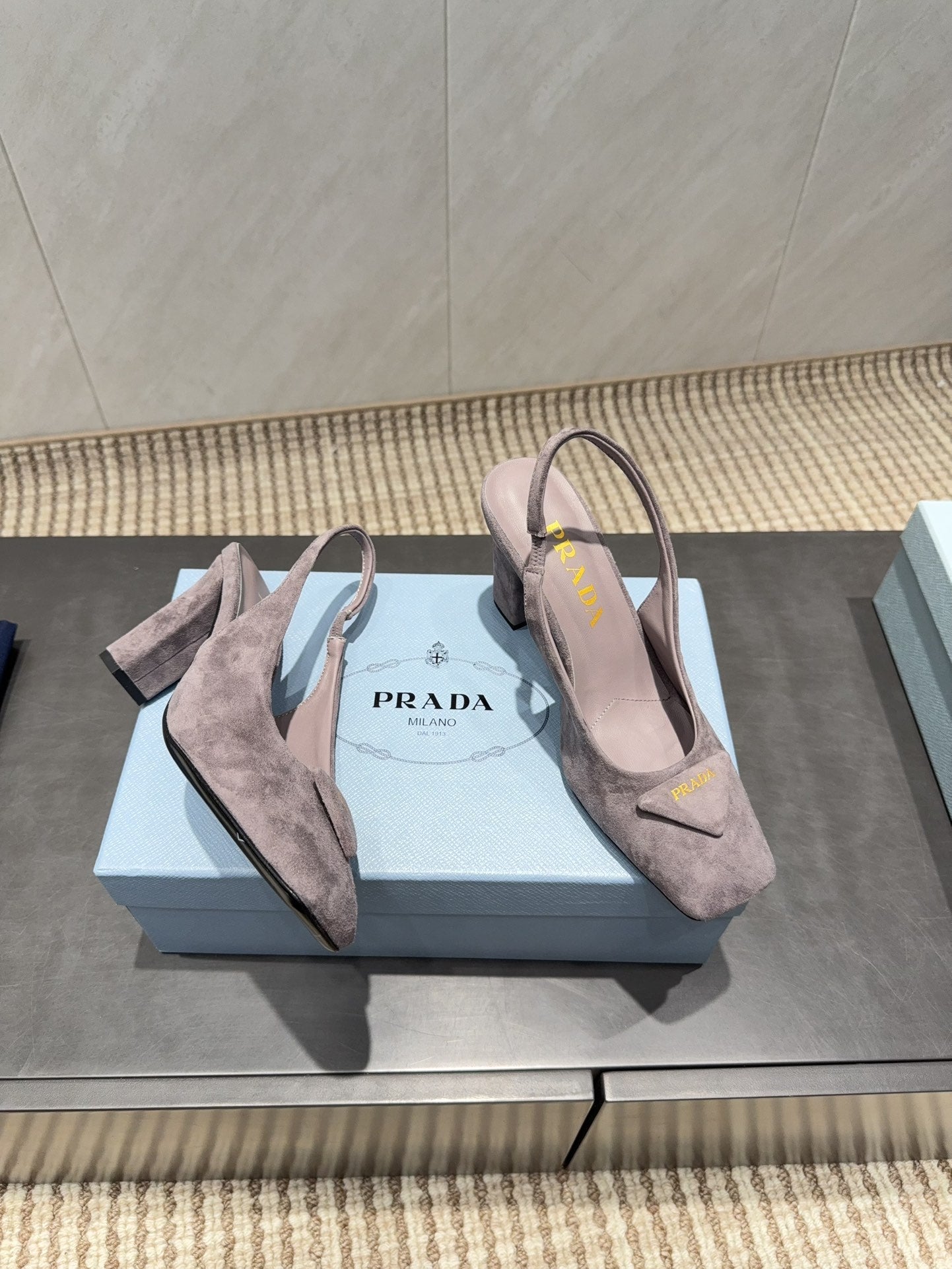 PRADA 26S LOW HEEL SQUARE TOE SLINGBACK SHOES 85MM IN TAUPE BROWN SUEDE WITH LOGO