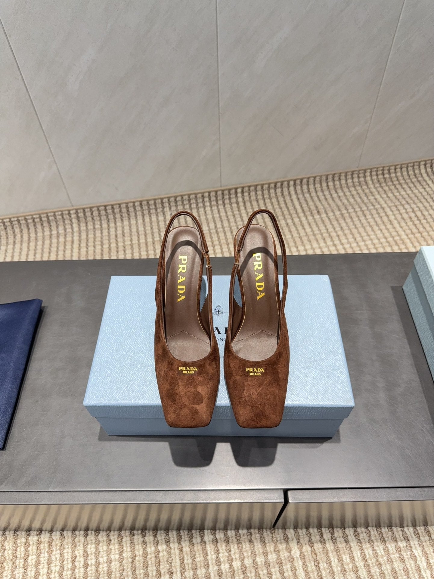 PRADA 26S LOW HEEL SQUARE TOE SLINGBACK SHOES 85MM IN CARAMEL BROWN SUEDE