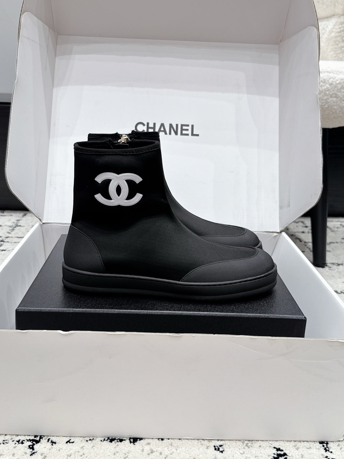 CHANEL 26S ZIPPER BOOTS IN BLACK FABRIC AND LAMBSKIN