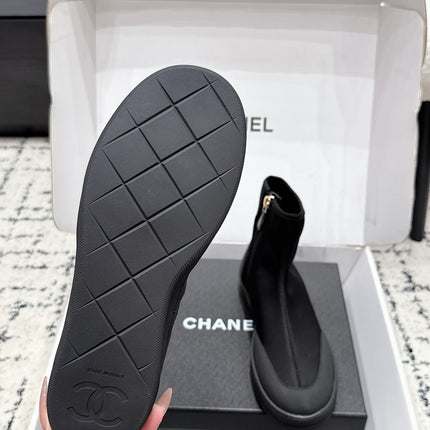 CHANEL 26S ZIPPER BOOTS IN BLACK FABRIC AND LAMBSKIN