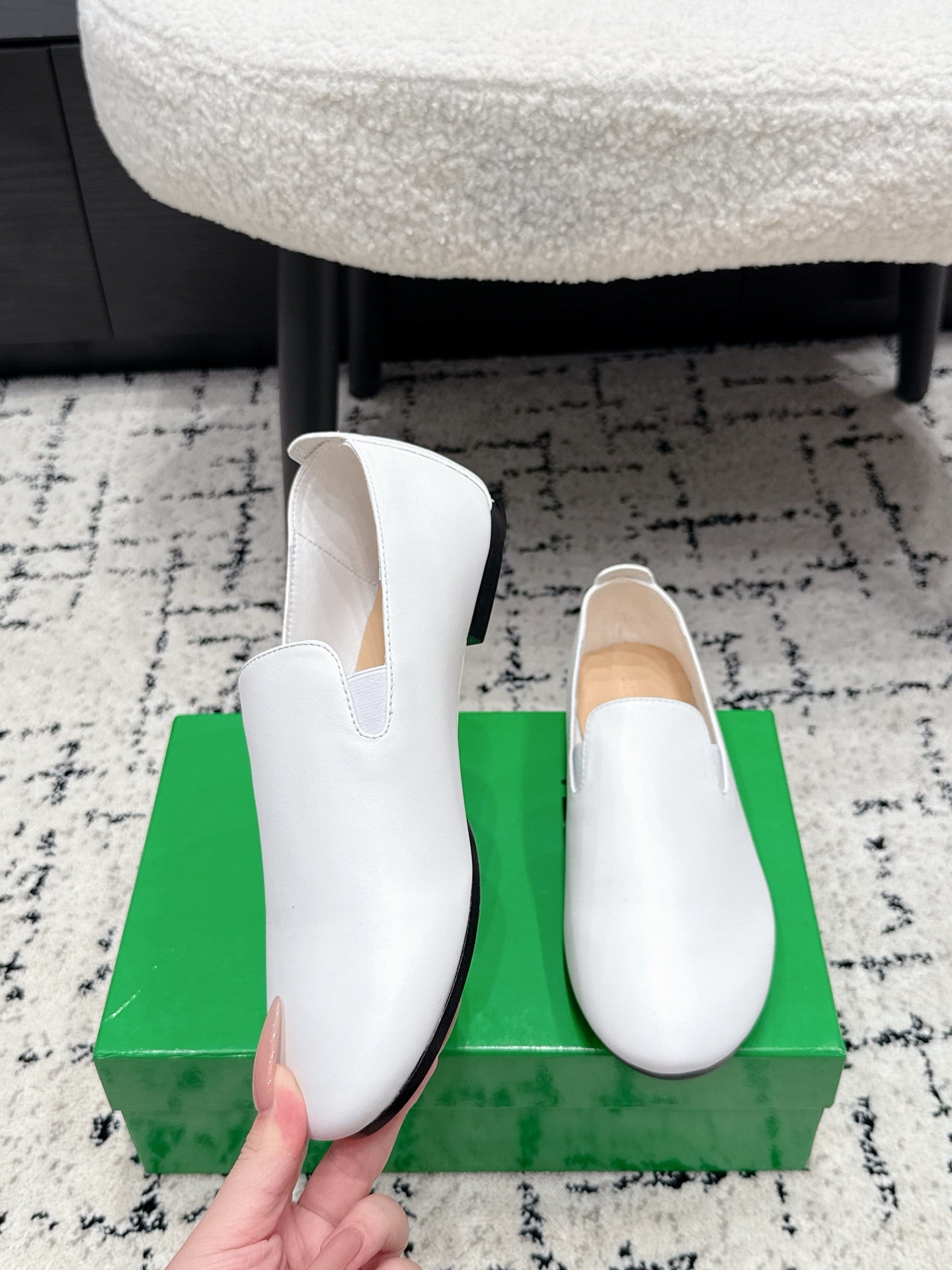 BOTTEGA VENETA 26S FLAT LOAFERS IN WHITE CALFSKIN