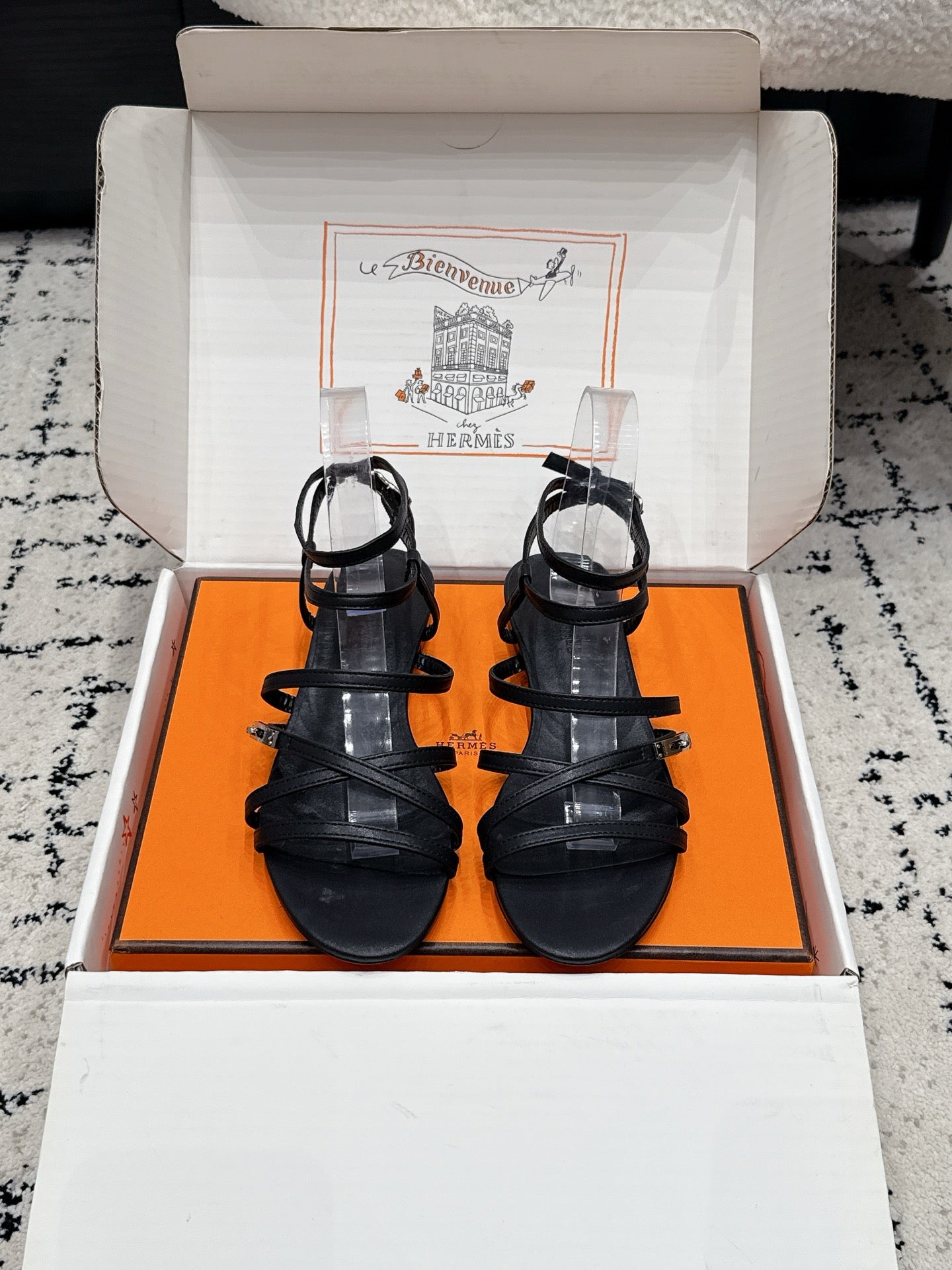 HM 26S STRAPPY SANDALS IN BLACK CALFSKIN SILVER HARDWARE