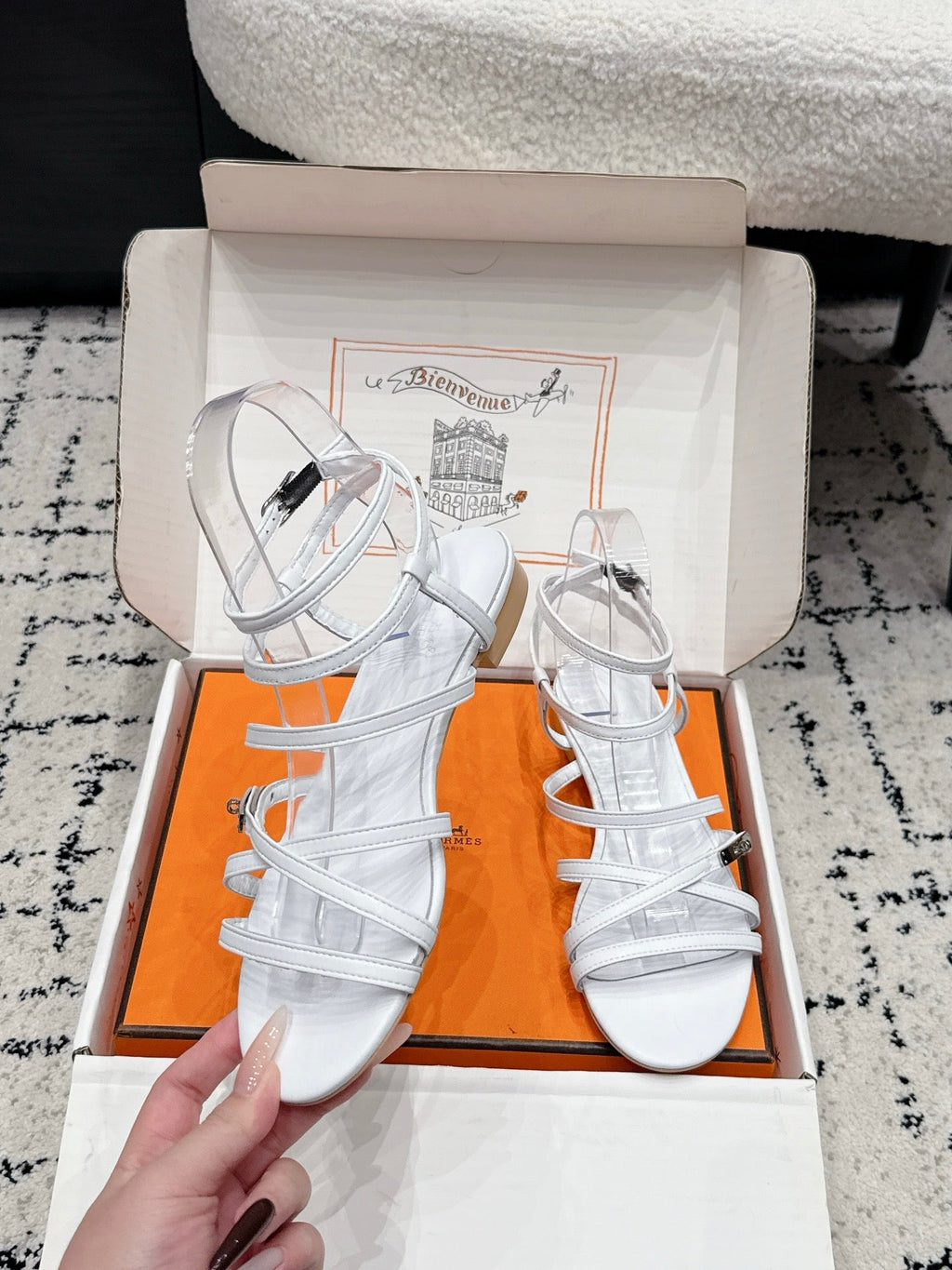 HM 26S STRAPPY SANDALS IN WHITE CALFSKIN SILVER HARDWARE