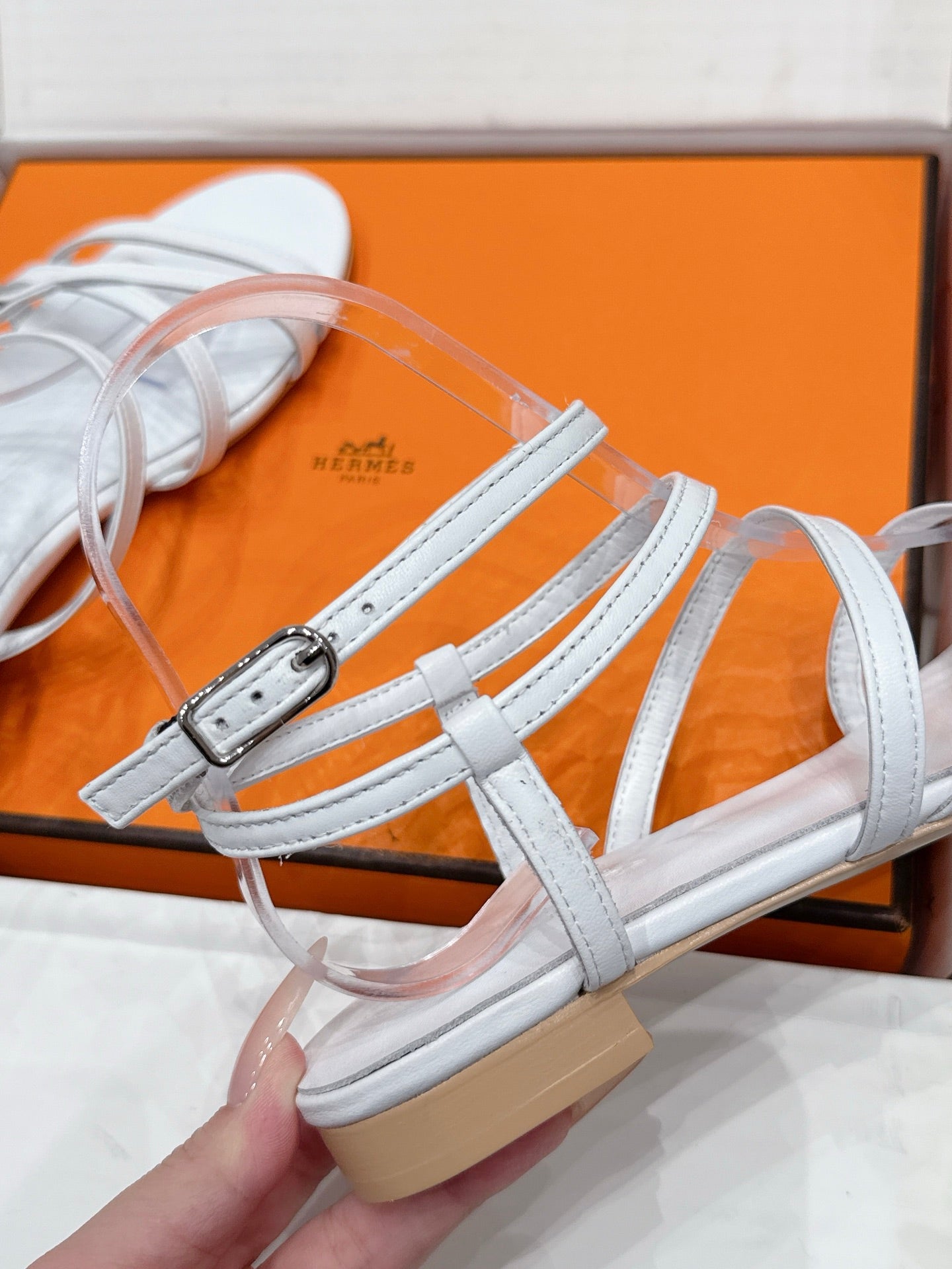 HM 26S STRAPPY SANDALS IN WHITE CALFSKIN SILVER HARDWARE