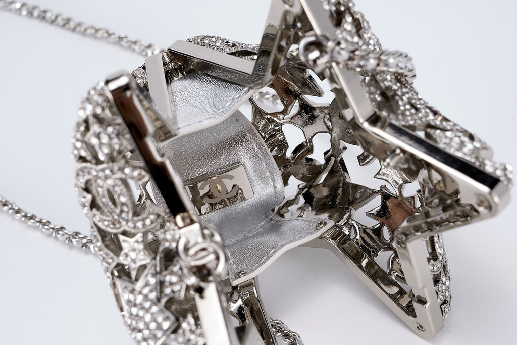 CHANEL 26S STAR CLUTCH MINI 13 IN SILVER CRYSTAL EMBELLISHED METAL