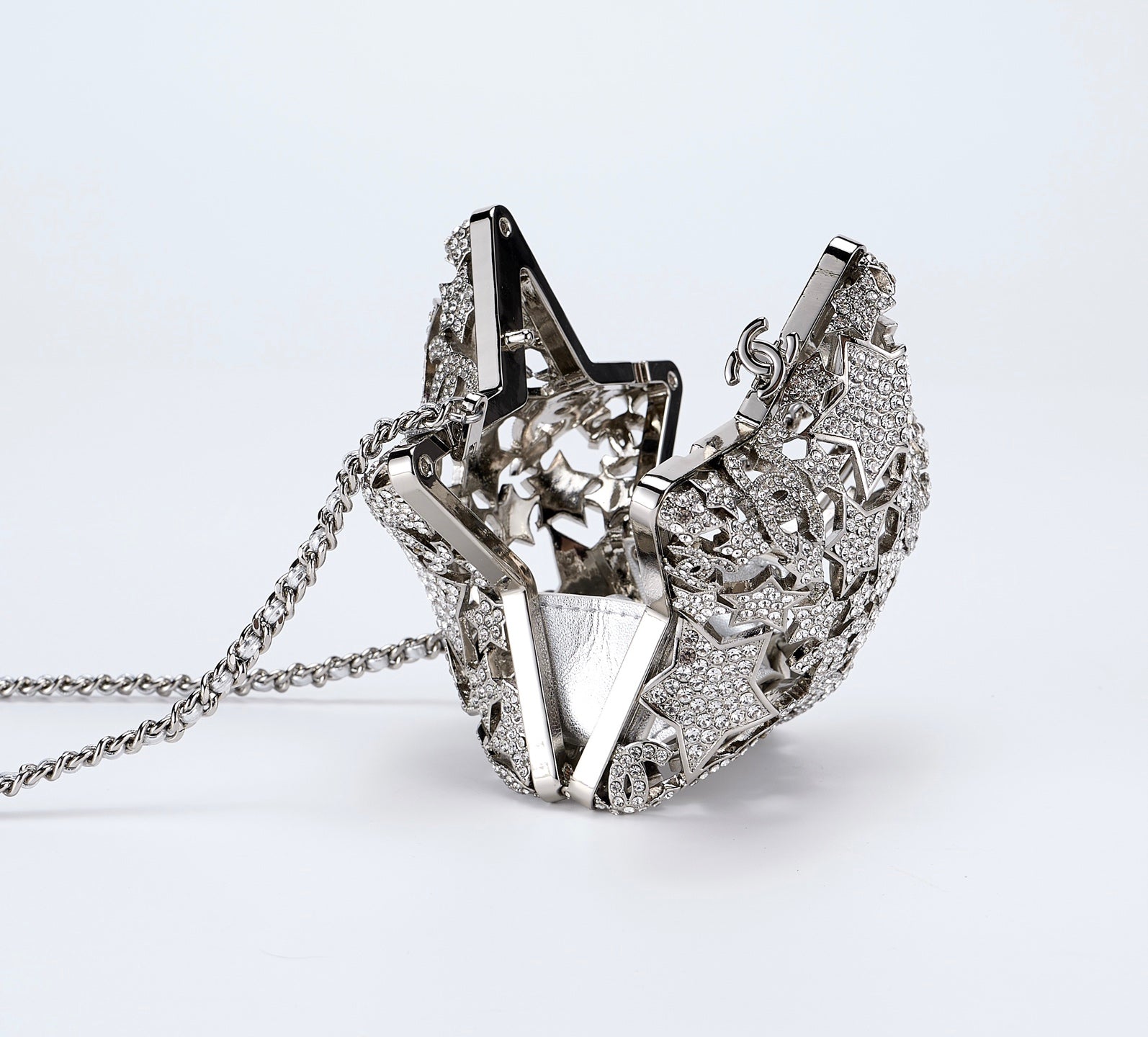 CHANEL 26S STAR CLUTCH MINI 13 IN SILVER CRYSTAL EMBELLISHED METAL
