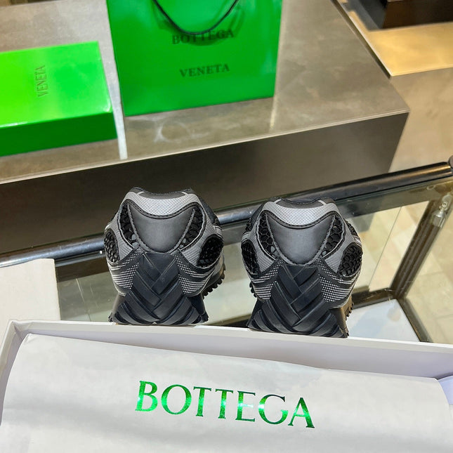 BOTTEGA VENETA 26S ORBIT SNEAKERS IN BLACK TECHNICAL MESH