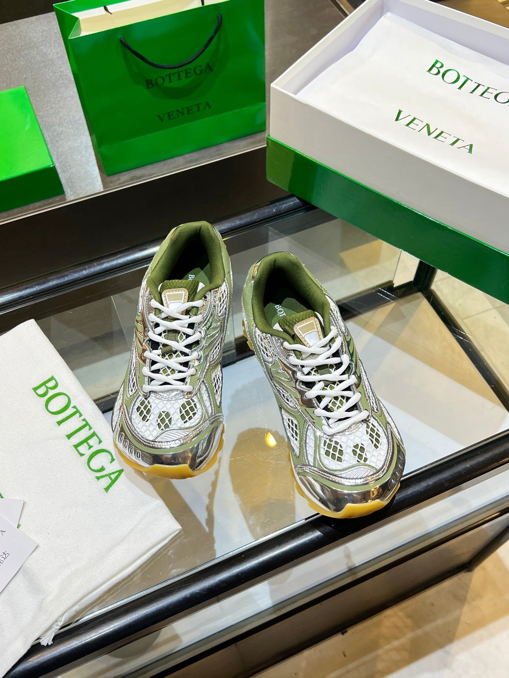 BOTTEGA VENETA 26S ORBIT SNEAKERS IN SILVER AND MOSS GREEN TECHNICAL MESH