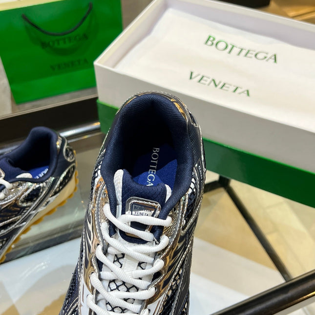 BOTTEGA VENETA 26S ORBIT SNEAKERS IN SILVER AND NAVY BLUE TECHNICAL MESH
