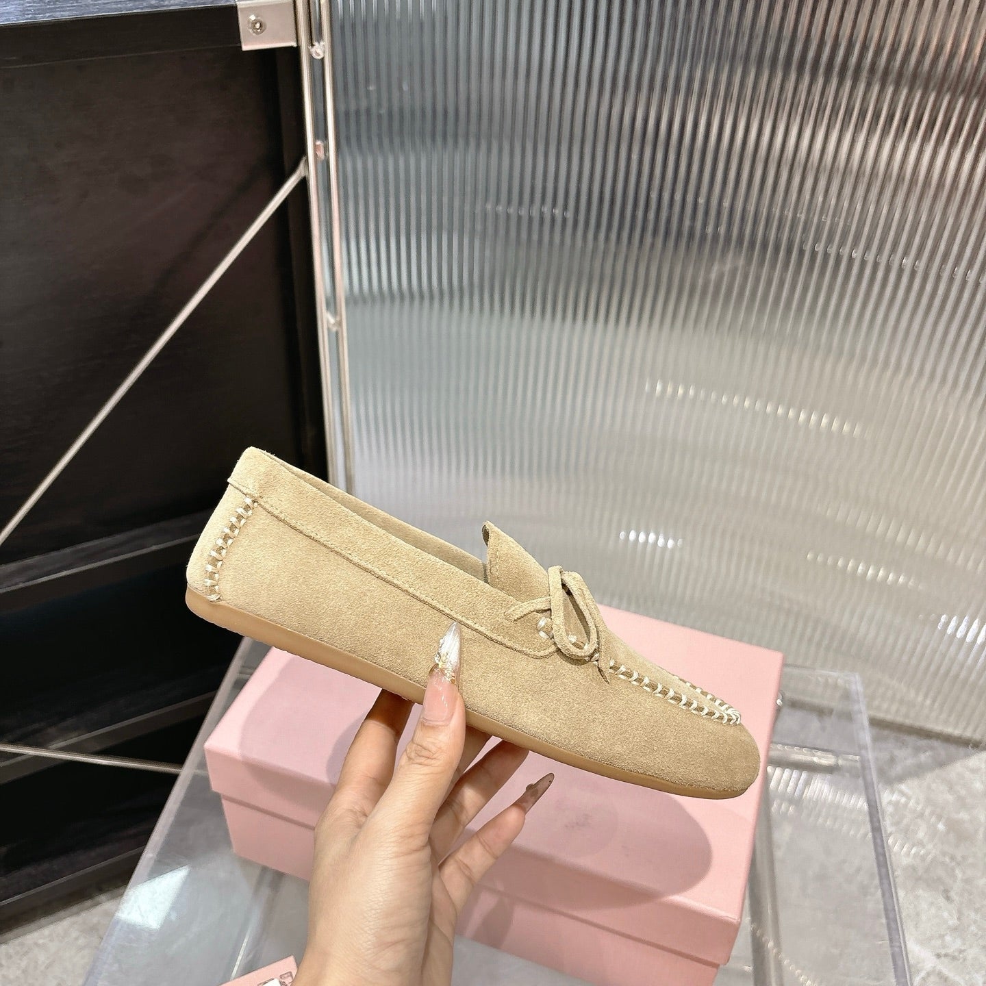 MIUMIU 26S LOAFERS IN LIGHT BROWN SUEDE WITH BOW