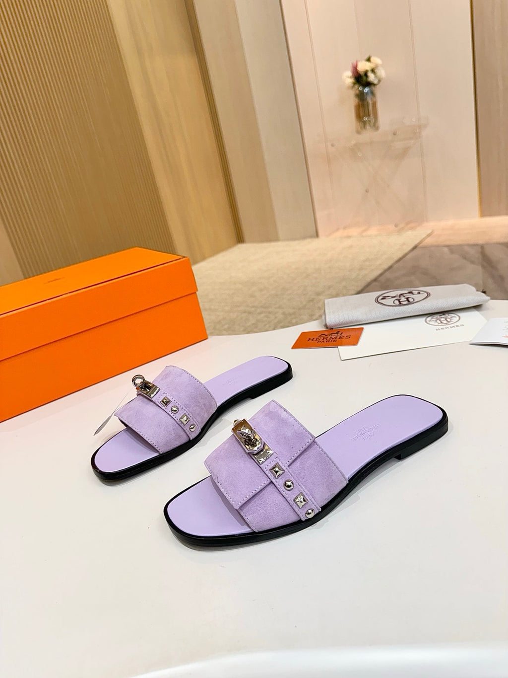 HM 26S GIULIA SANDAL IN LIGHT PURPLE SUEDE AND CALFSKIN SILVER HARDWARE