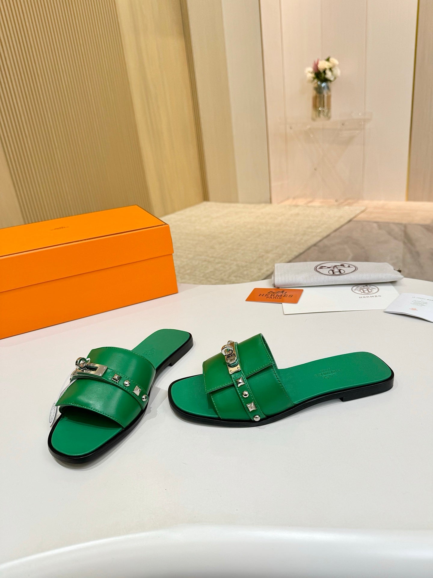 HM 26S GIULIA SANDAL IN GREEN CALFSKIN SILVER HARDWARE