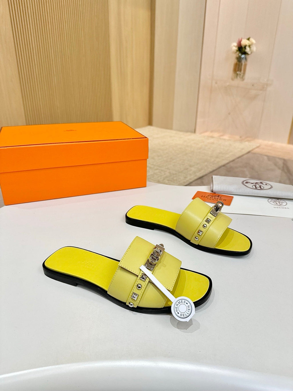 HM 26S GIULIA SANDAL IN YELLOW CALFSKIN SILVER HARDWARE