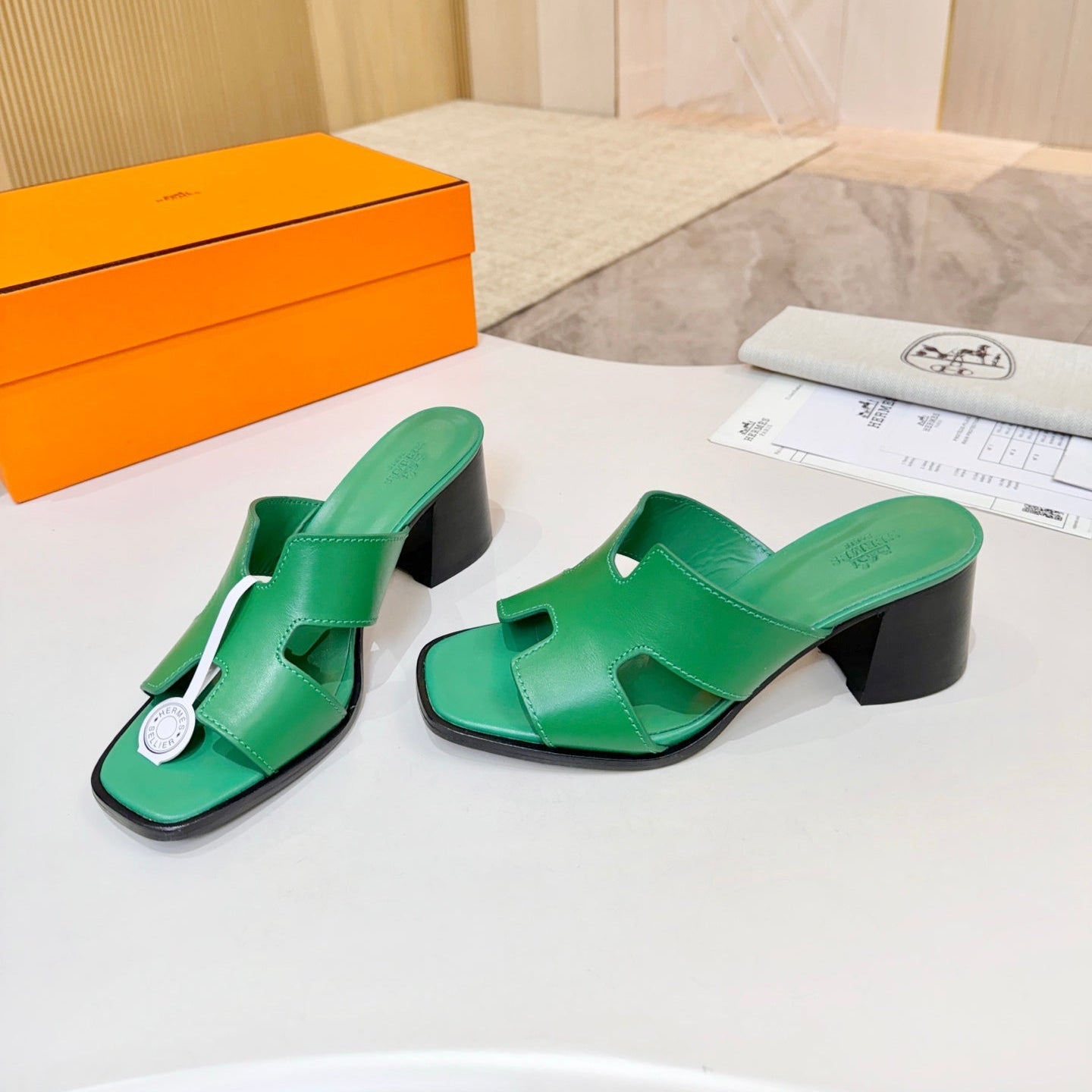 HM 26S HELIA SANDAL 70MM IN GREEN CALFSKIN