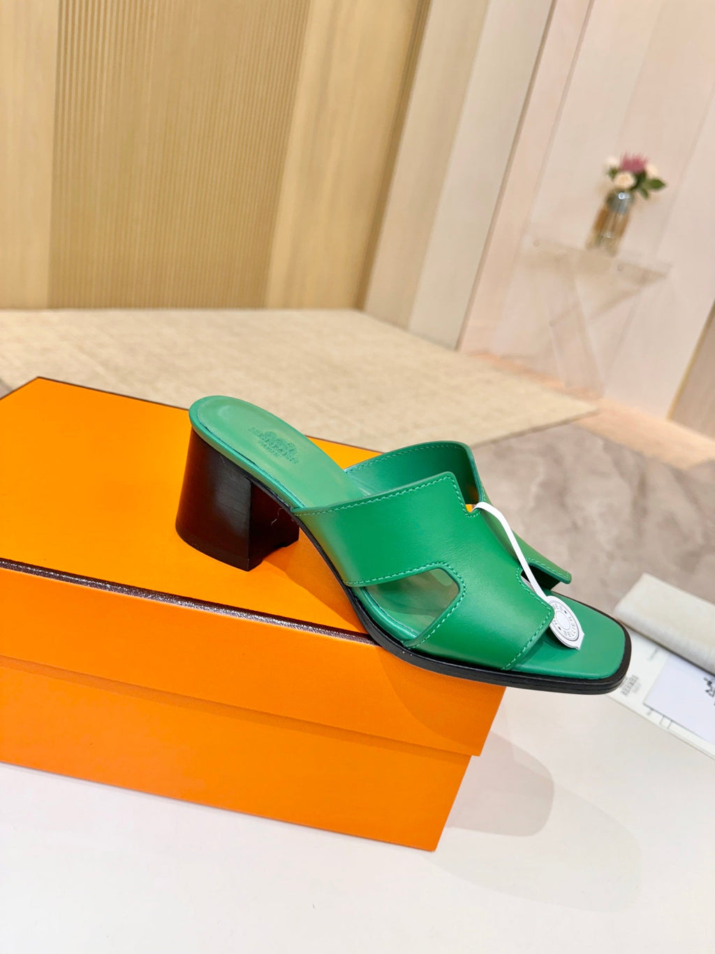 HM 26S HELIA SANDAL 70MM IN GREEN CALFSKIN