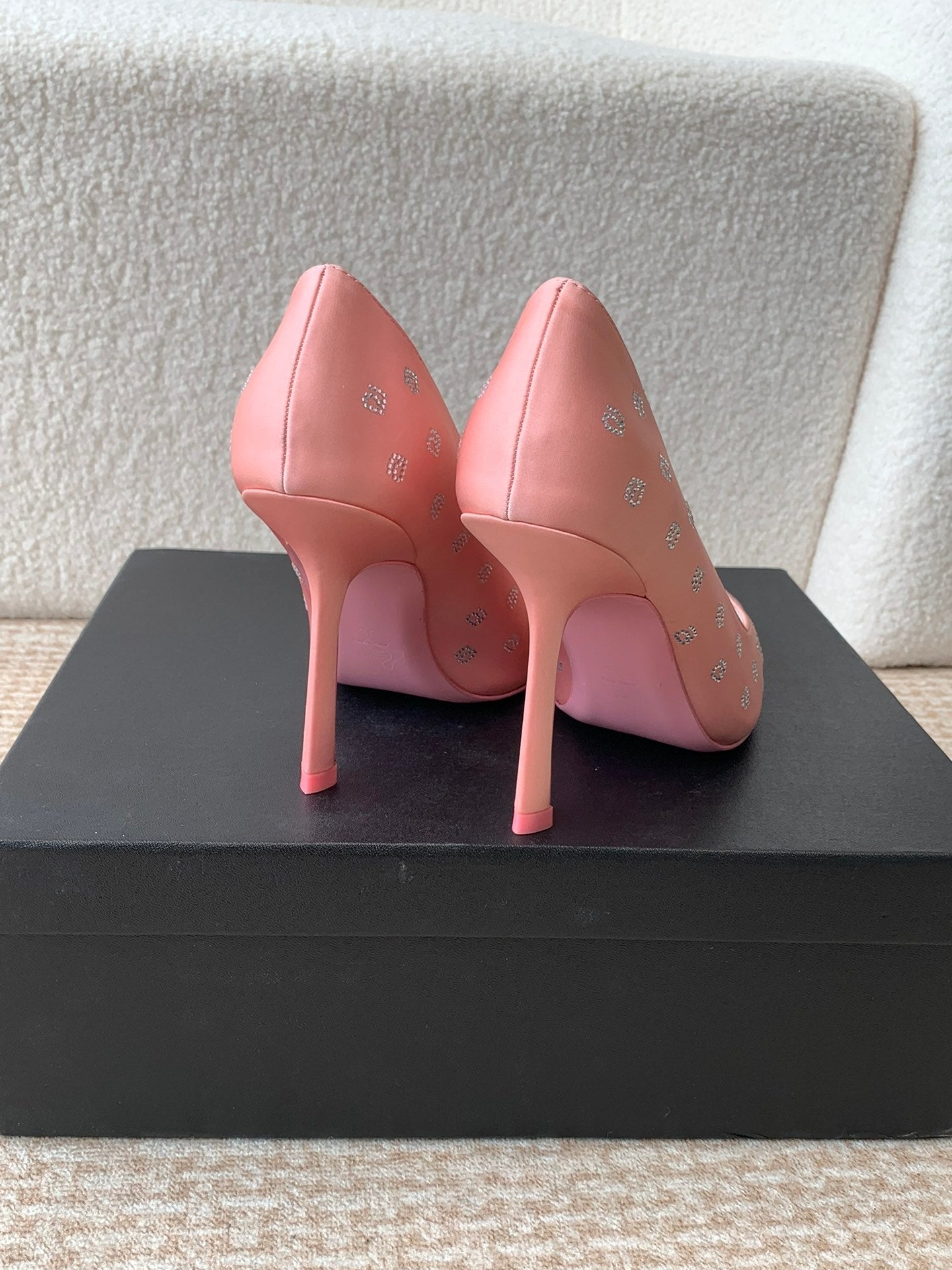 DELPHINE CRYSTAL-EMBELLISHED ROSE PINK SILK PUMPS