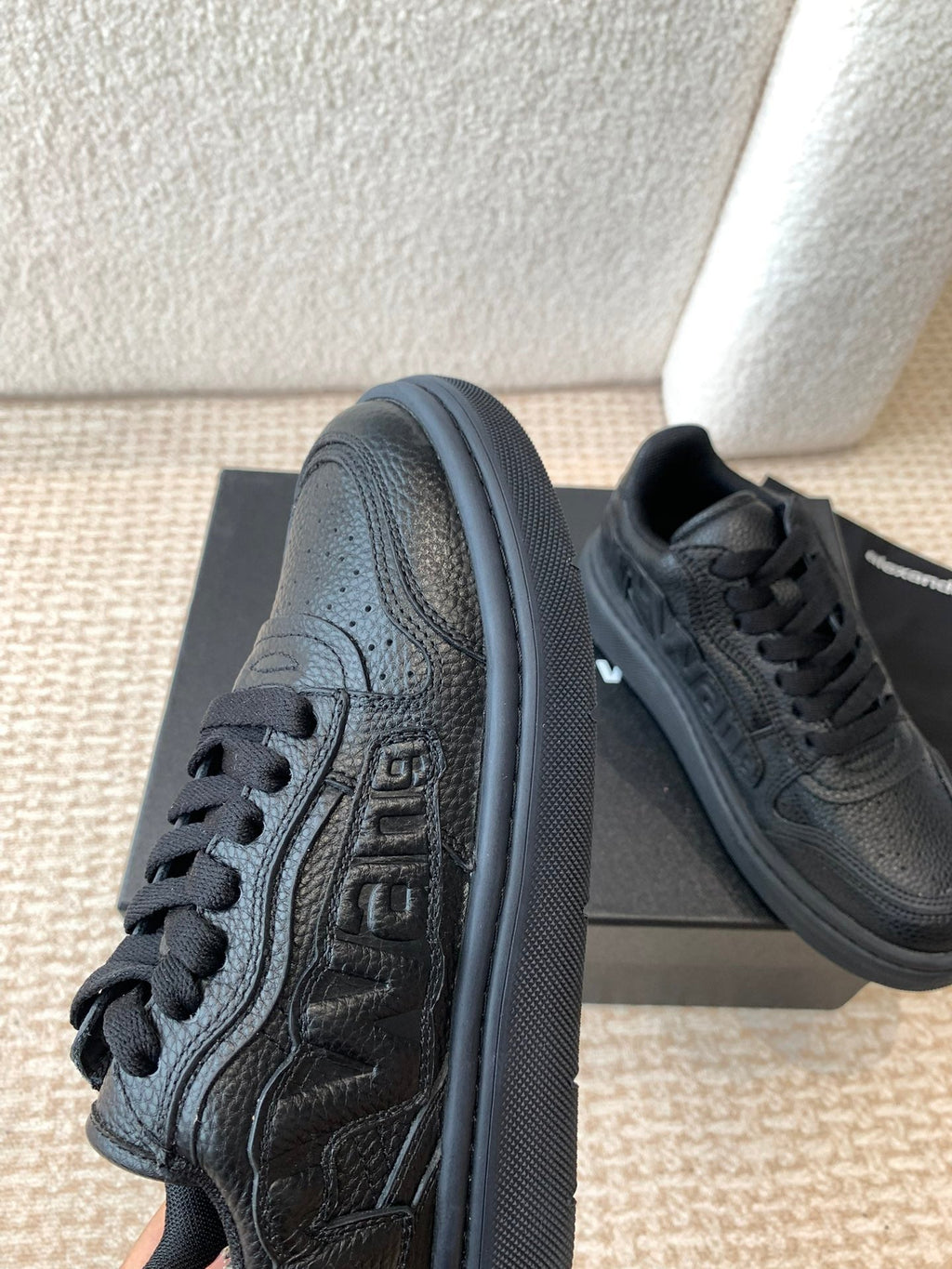 SNEAKER WITH LOGO IN BLACK PUFF PEBBLE LEATHER