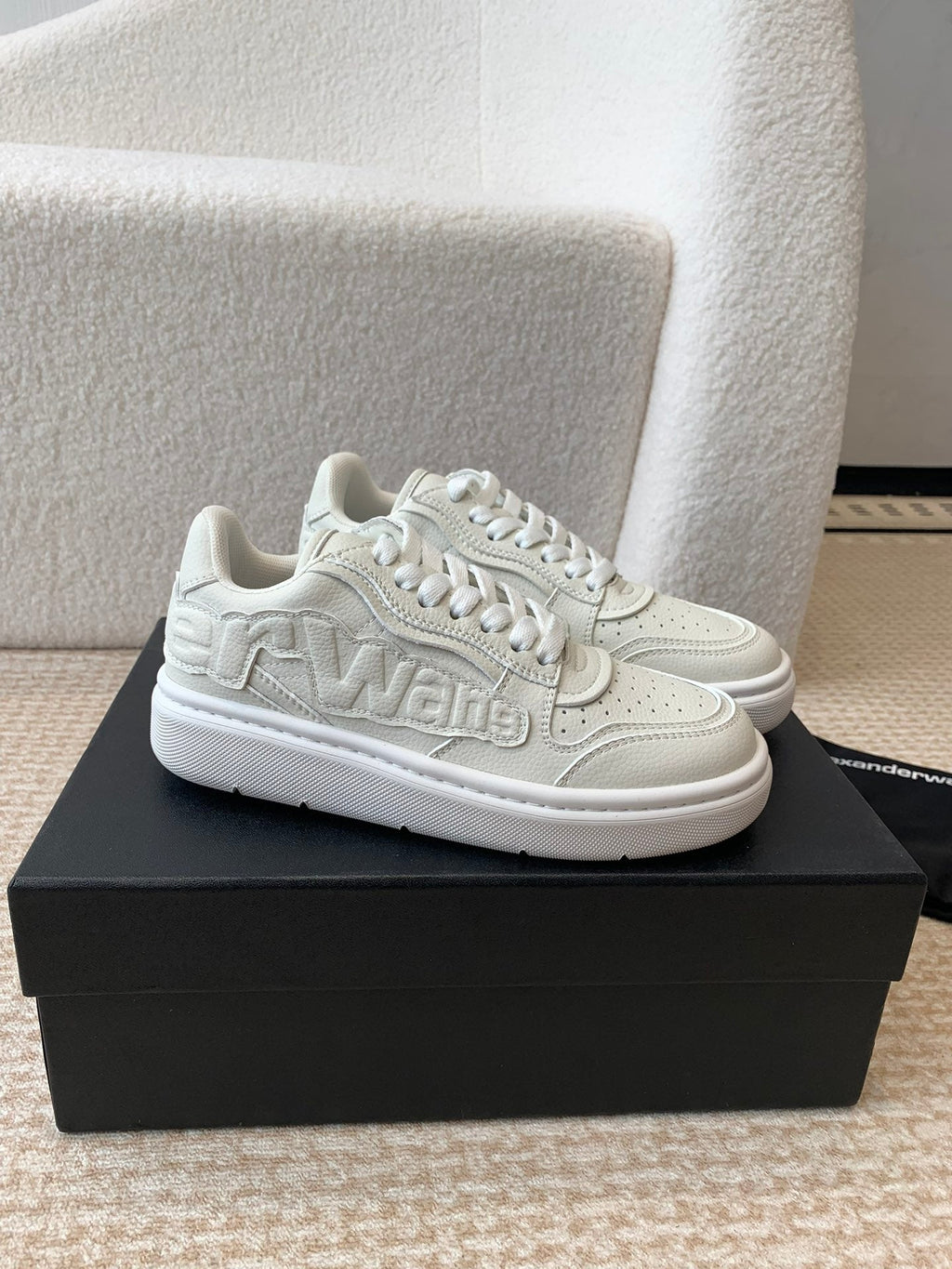 SNEAKER WITH LOGO IN BEIGE PUFF PEBBLE LEATHER