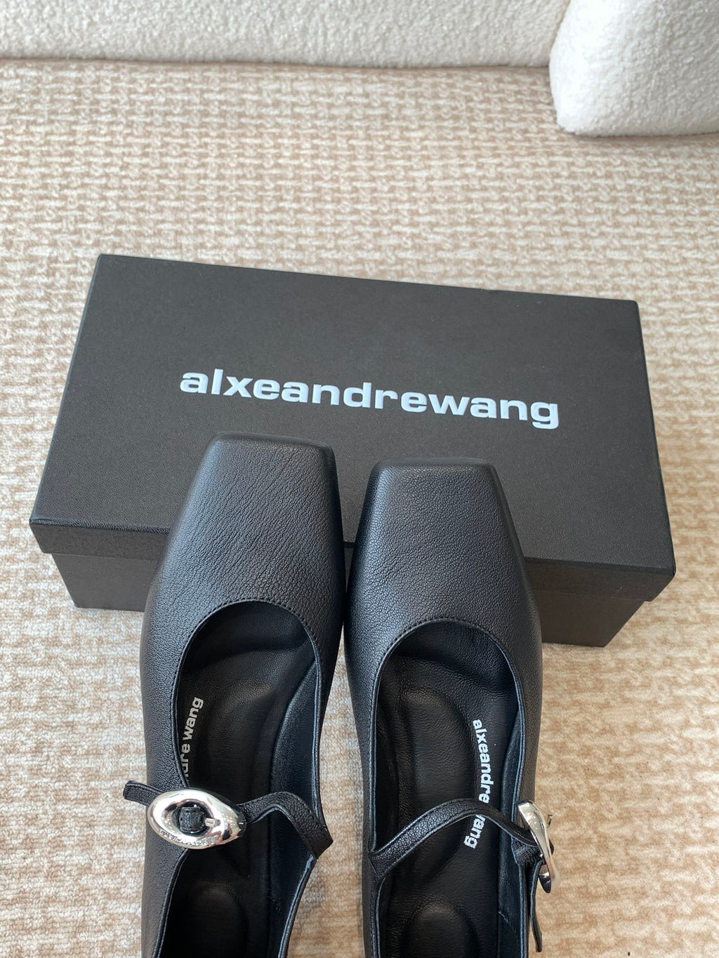 SQUARE-TOE MARY JANE IN BLACK LAMBSKIN