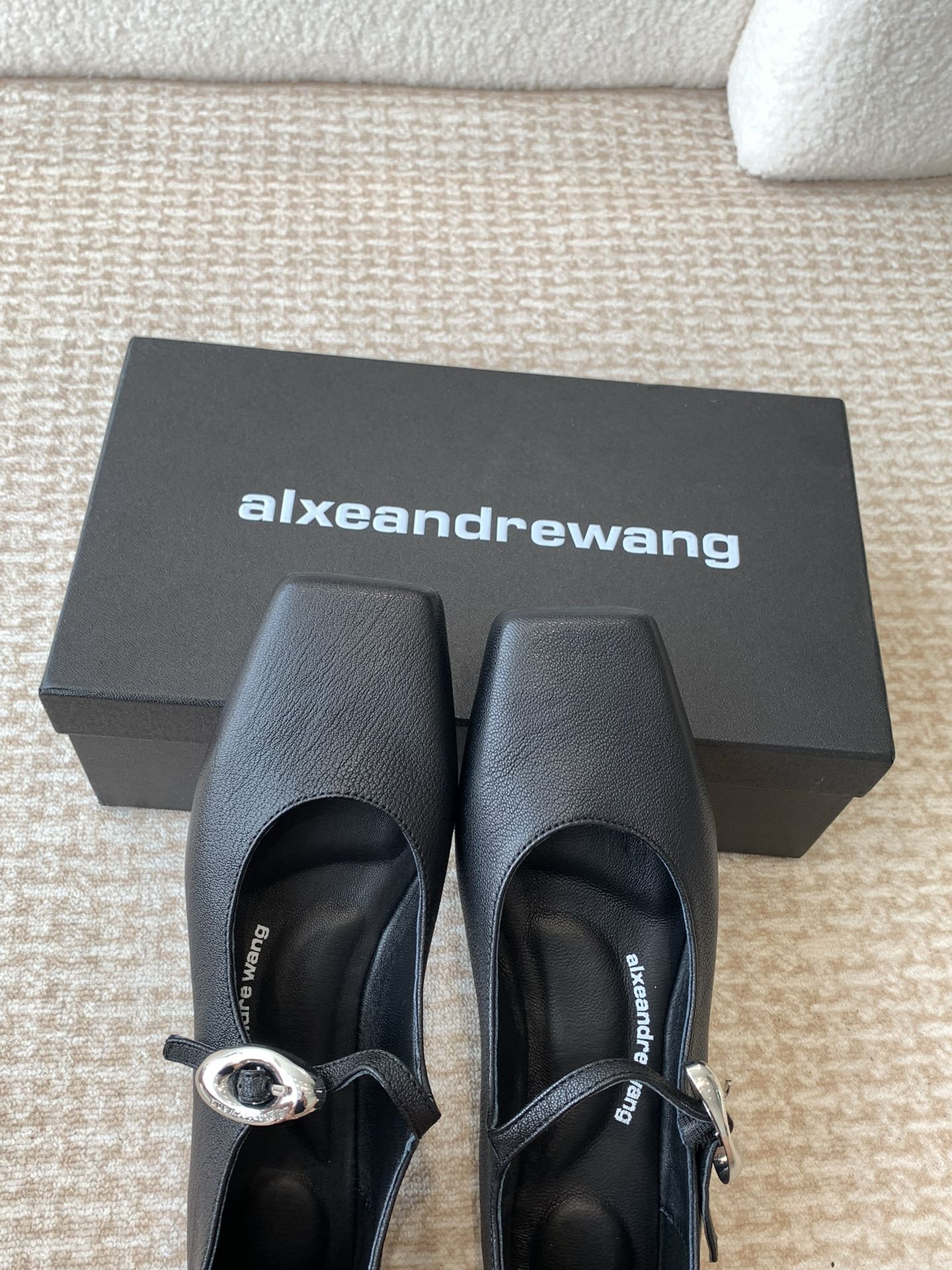 SQUARE-TOE MARY JANE IN BLACK LAMBSKIN