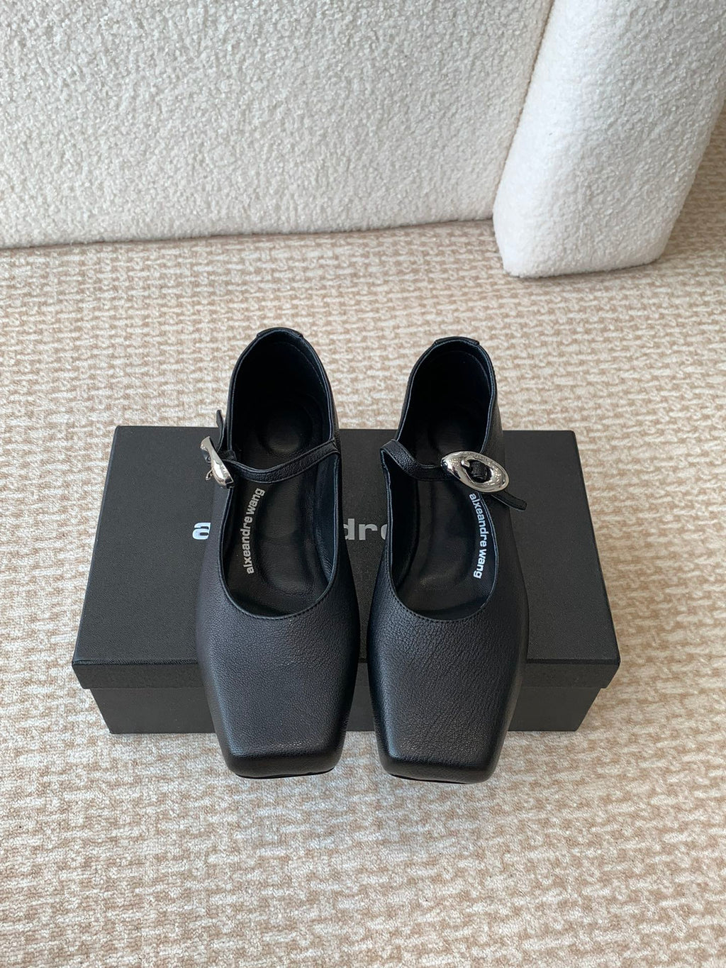 SQUARE-TOE MARY JANE IN BLACK LAMBSKIN