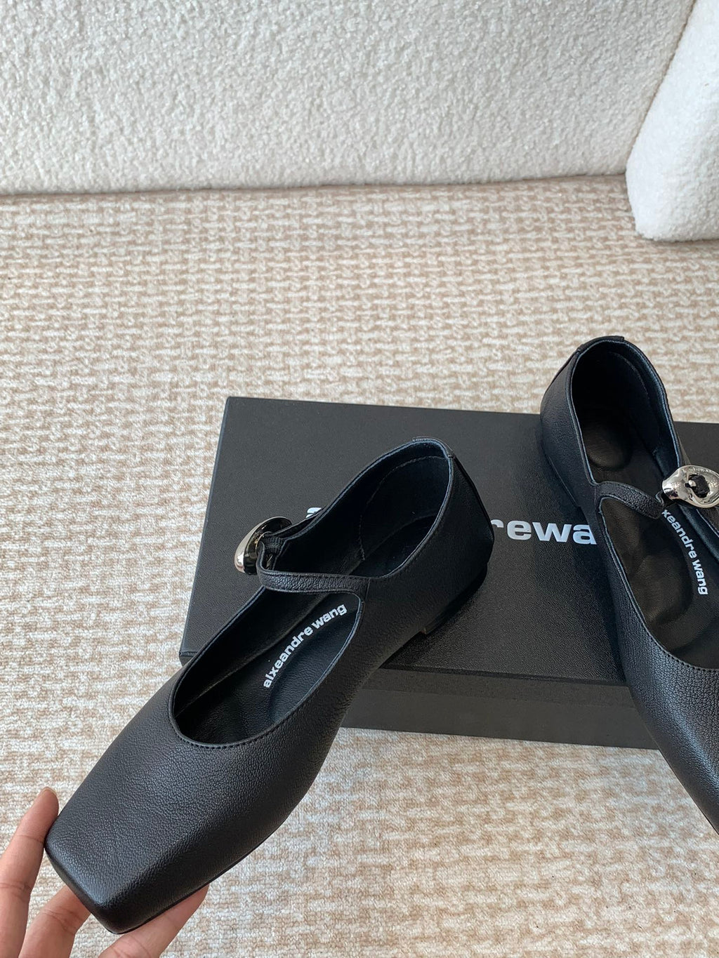 SQUARE-TOE MARY JANE IN BLACK LAMBSKIN