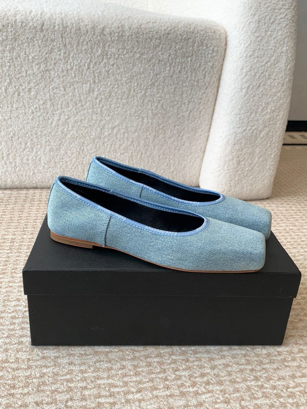 SQUARE-TOE BALLET FLAT IN LIGHT BLUE DENIM FABRIC