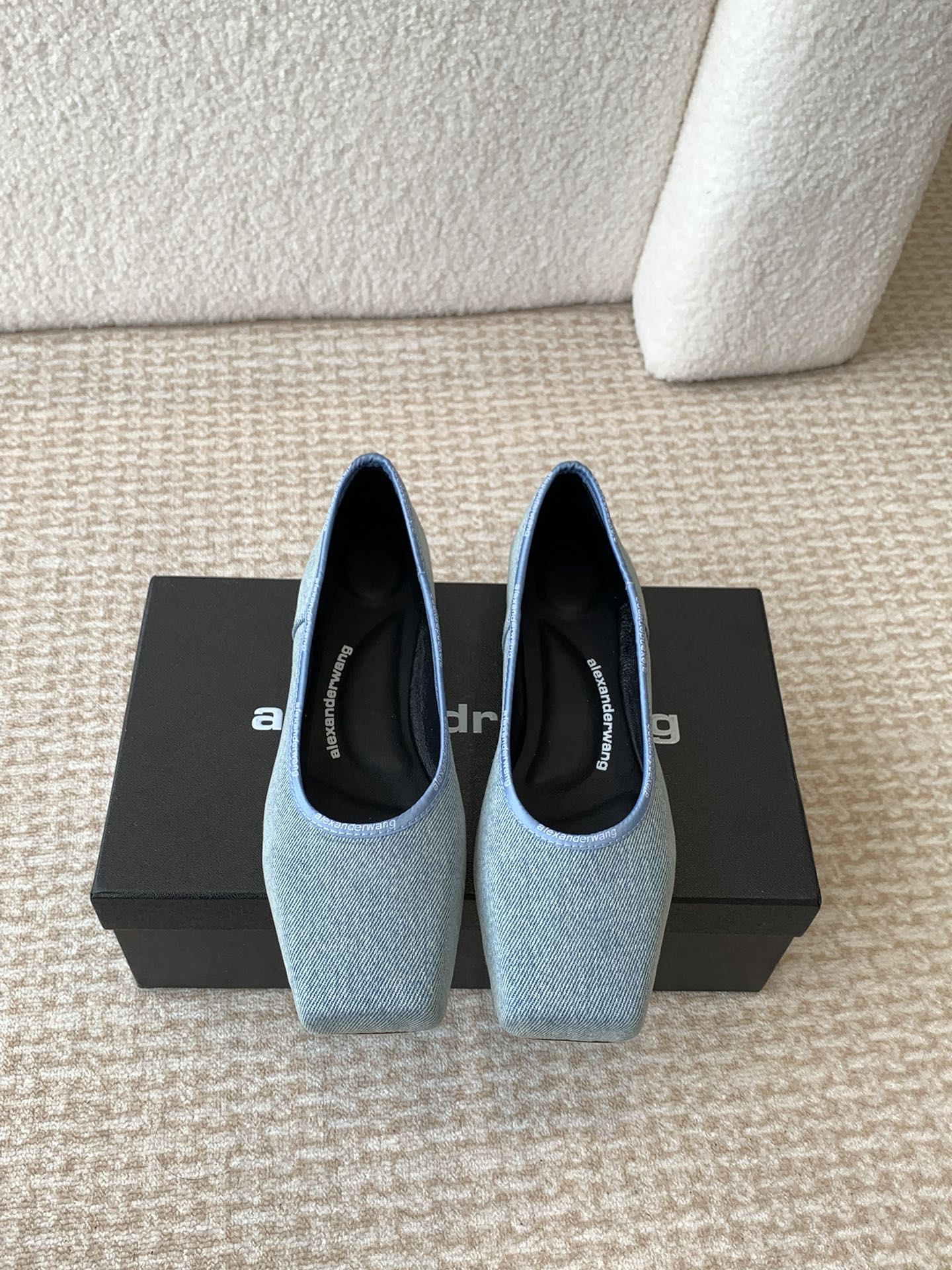 SQUARE-TOE BALLET FLAT IN LIGHT BLUE DENIM FABRIC