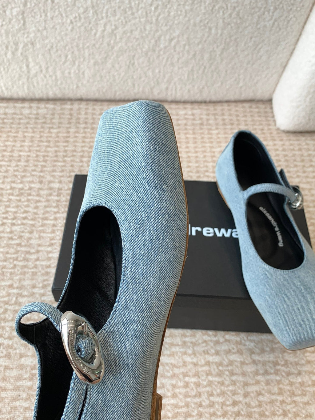 SQUARE-TOE MARY JANE IN LIGHT BLUE DENIM FABRIC
