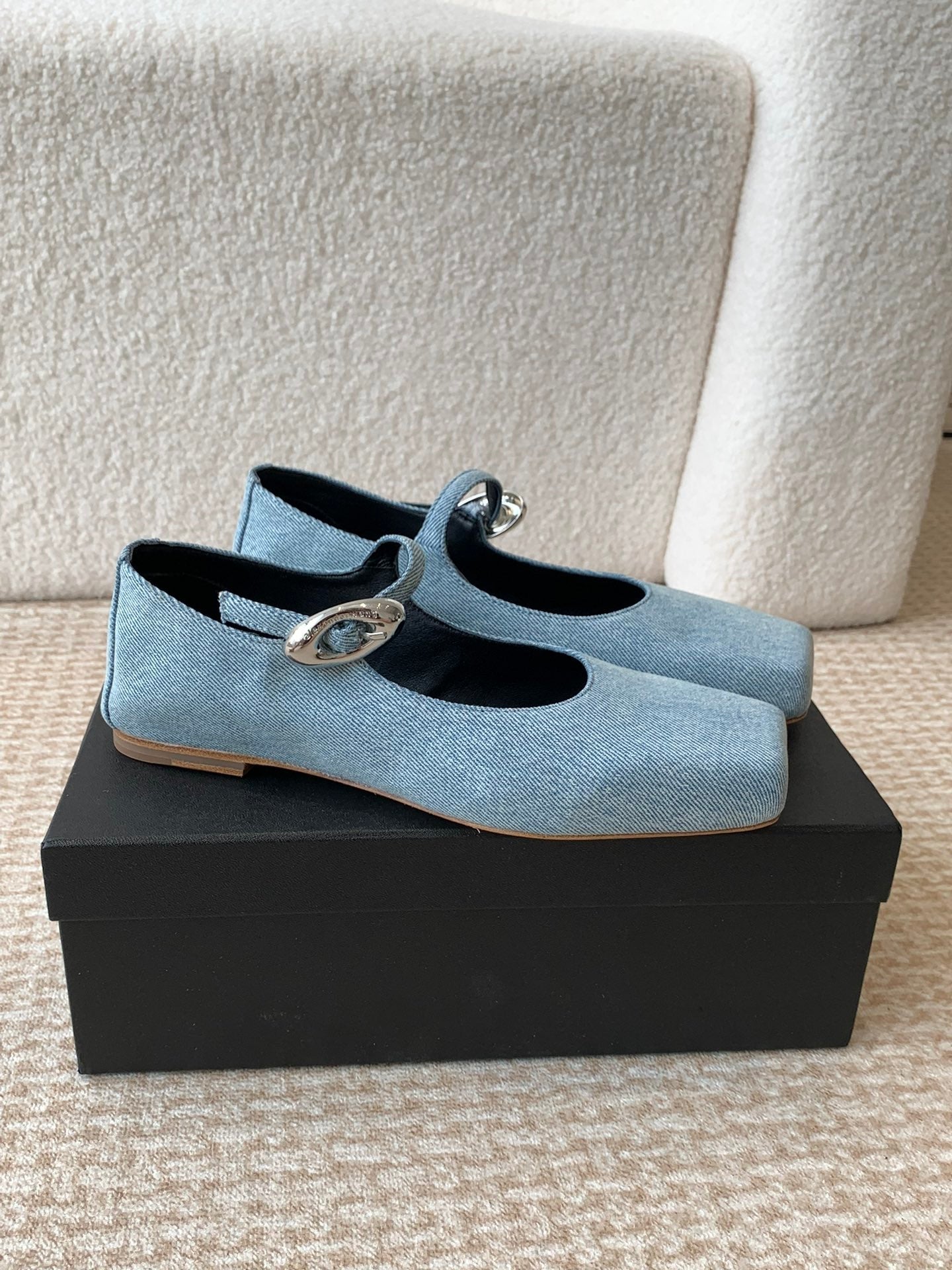 SQUARE-TOE MARY JANE IN LIGHT BLUE DENIM FABRIC